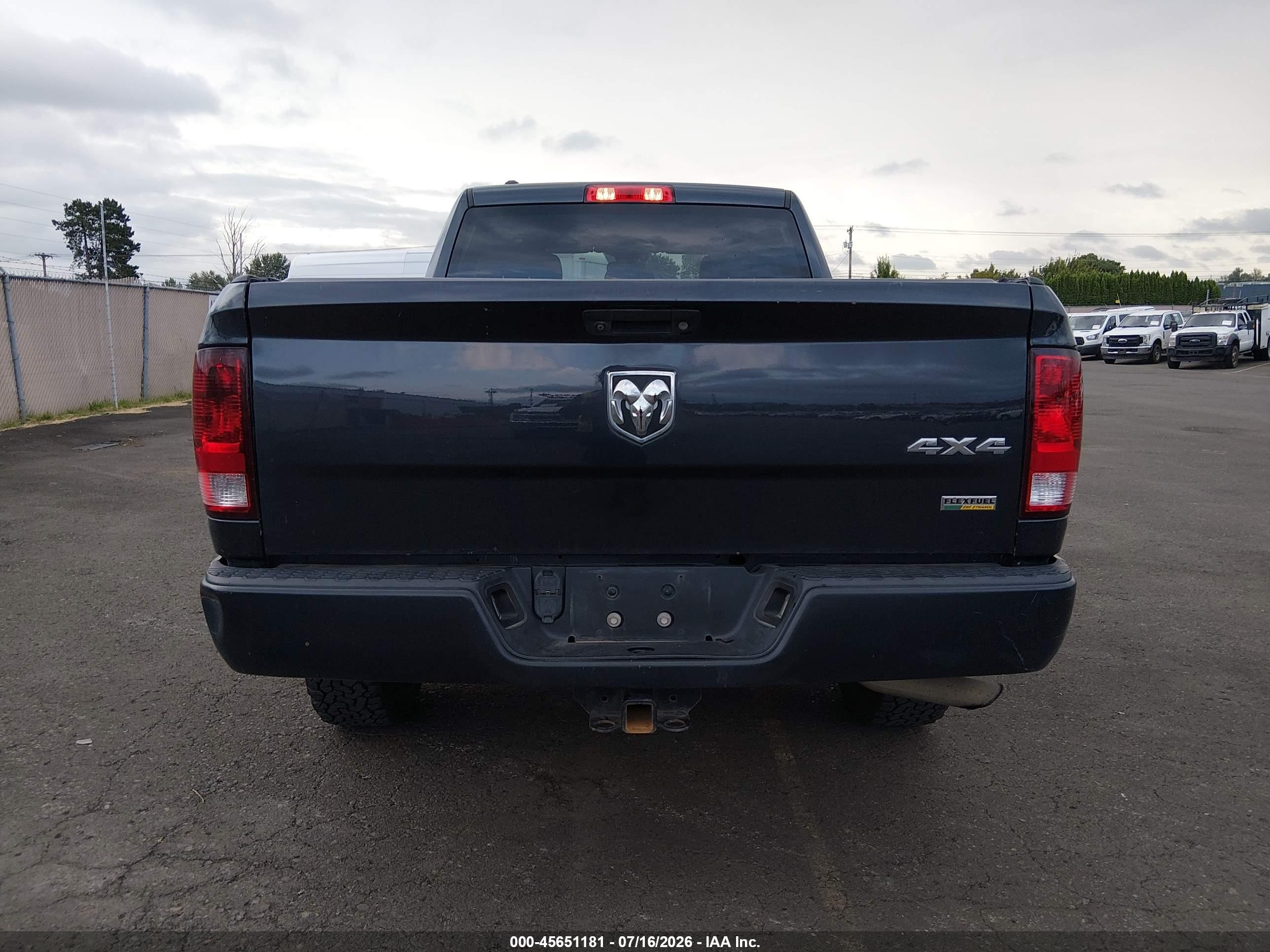 2018 Ram 1500 Tradesman  4x4 6'4 Box Black vin: 1C6RR7FG3JS297255
