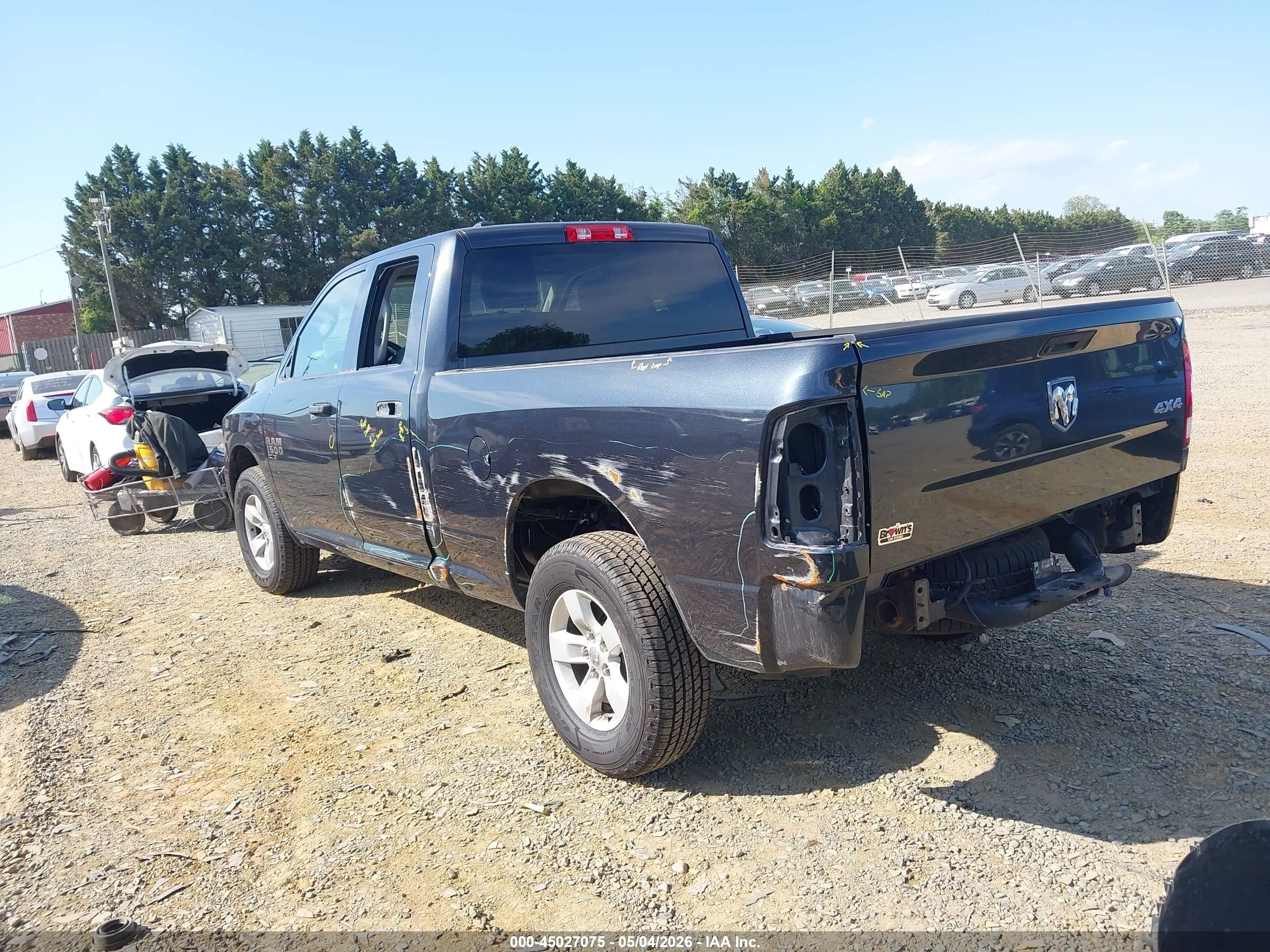 2019 Ram 1500 Classic Express  4x4 6'4 Box Black vin: 1C6RR7FG3KS623850