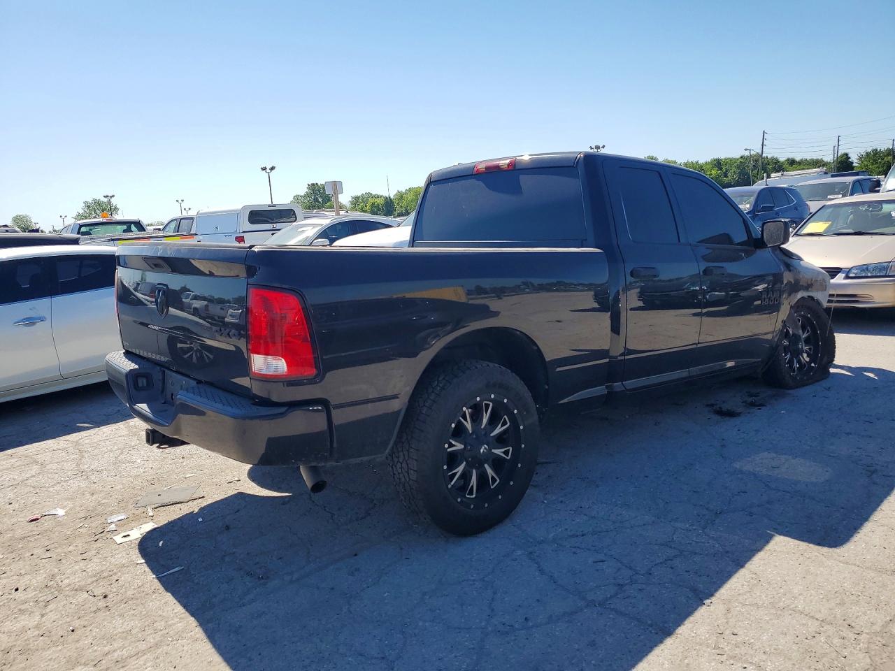 2015 Ram 1500 St Burn vin: 1C6RR7FG4FS672299