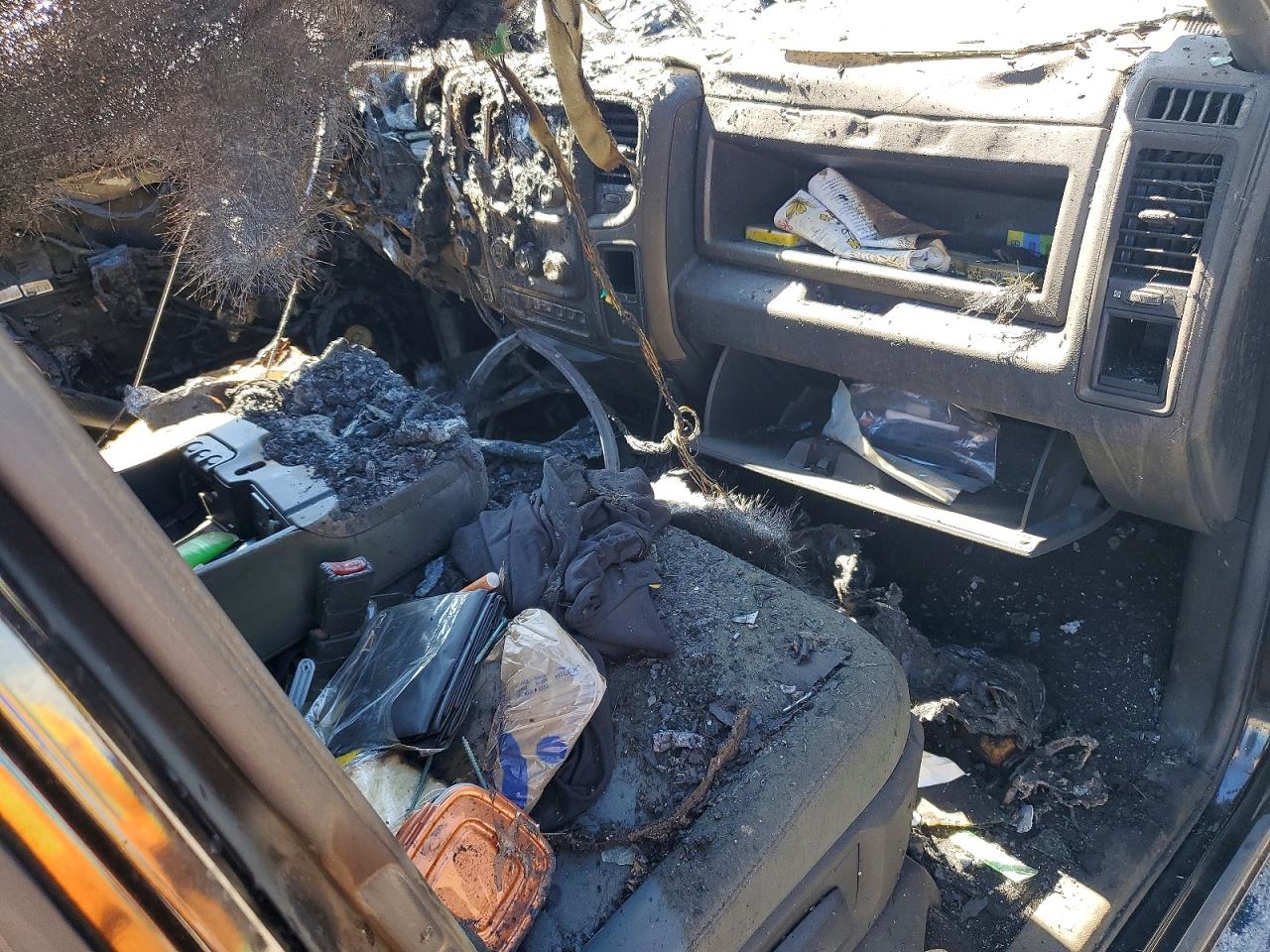 2015 Ram 1500 St Burn vin: 1C6RR7FG4FS672299