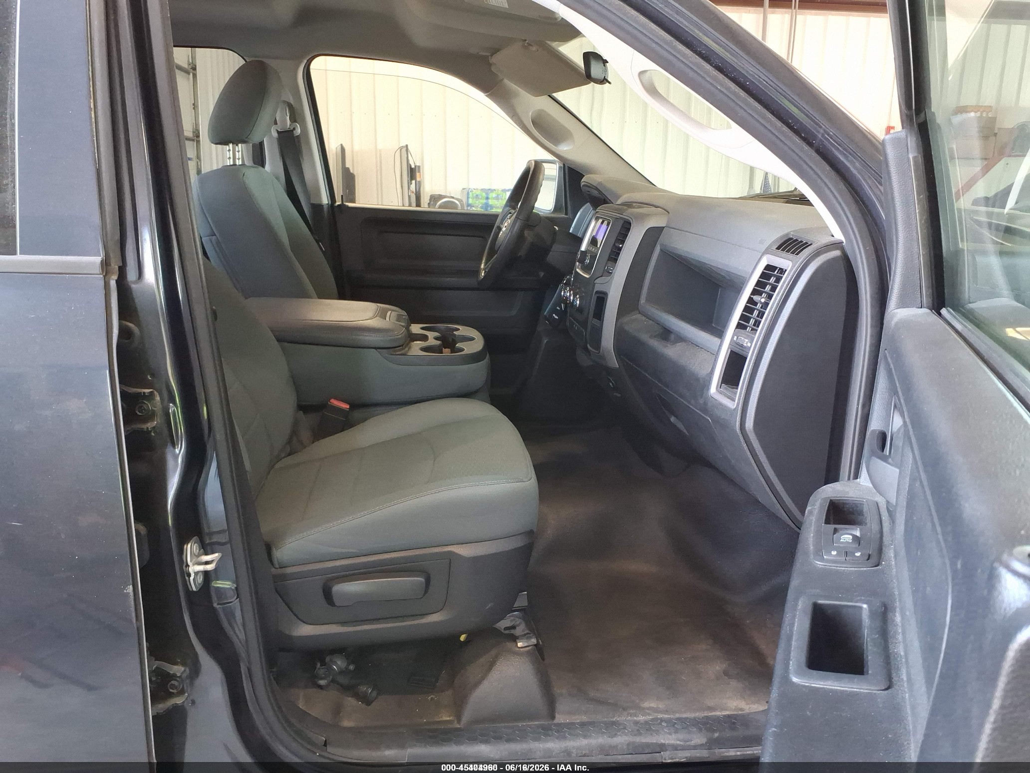 2015 Ram 1500 Tradesman Black vin: 1C6RR7FG4FS789669