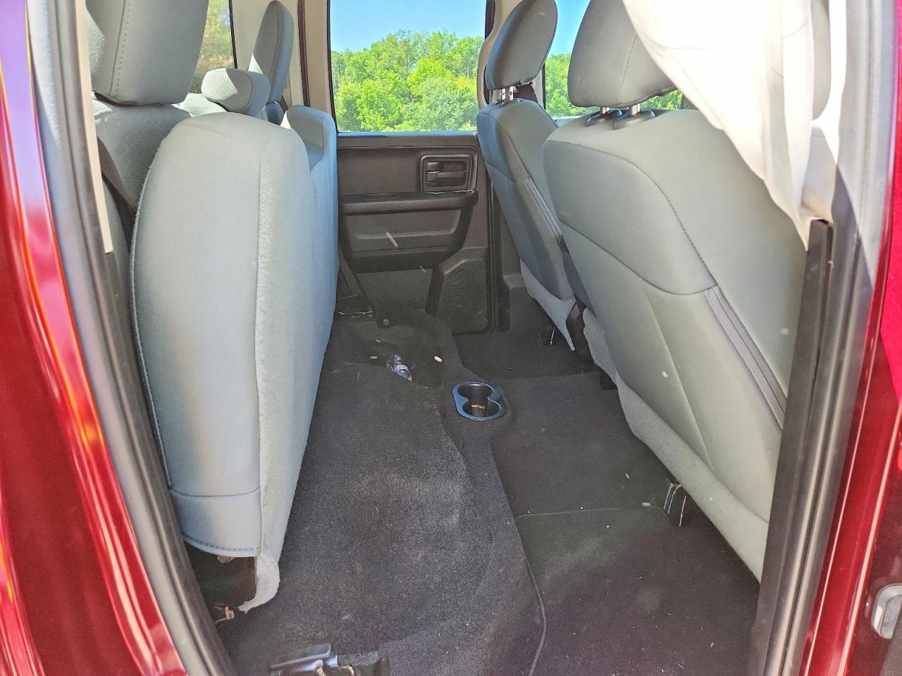 2019 Ram 1500 Classic Tradesman Red vin: 1C6RR7FG4KS536460