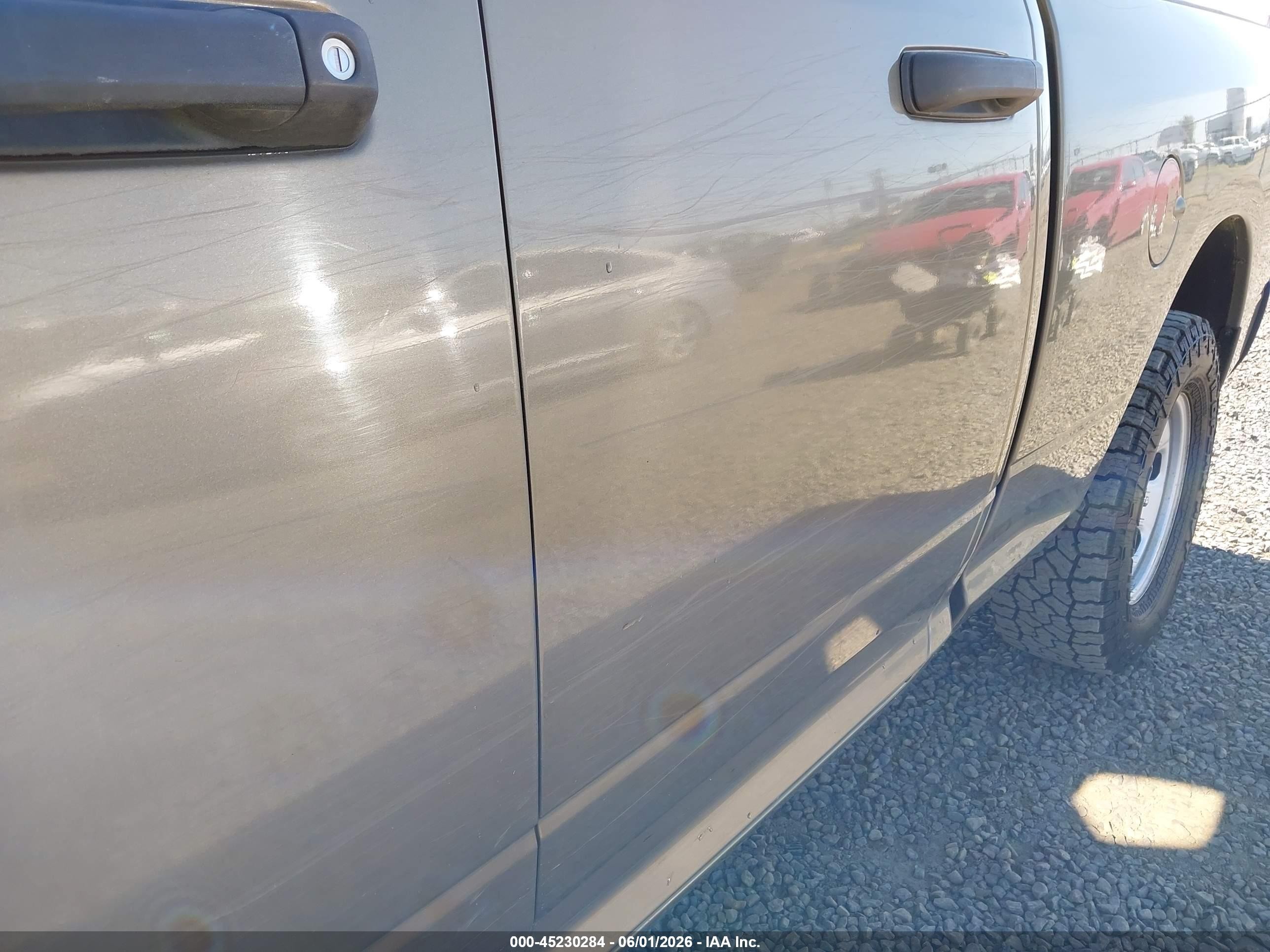 2015 Ram 1500 Tradesman Brown vin: 1C6RR7FG5FS789664