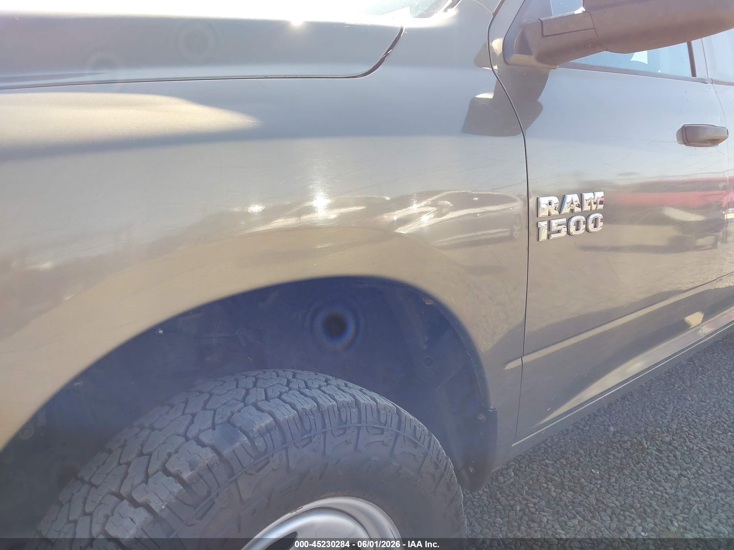 2015 Ram 1500 Tradesman Brown vin: 1C6RR7FG5FS789664