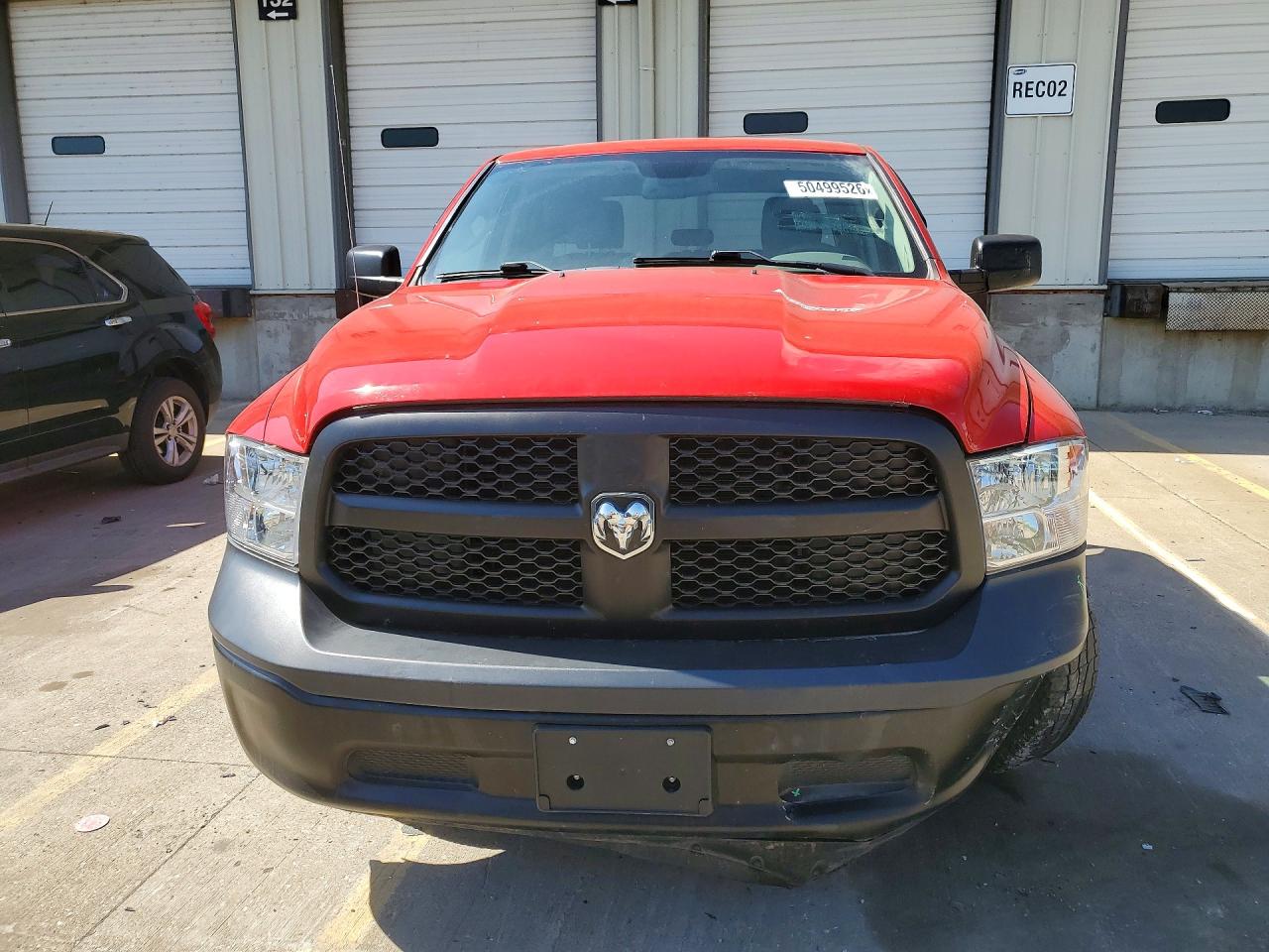 2019 Ram 1500 Classic Tradesman Red vin: 1C6RR7FG5KS717762
