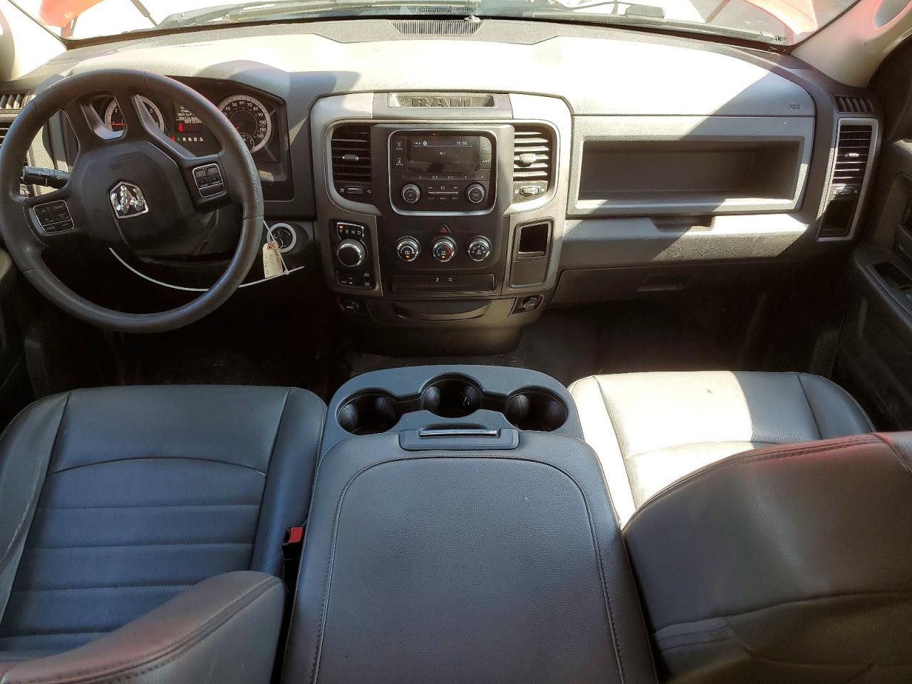 2019 Ram 1500 Classic Tradesman Red vin: 1C6RR7FG5KS717762