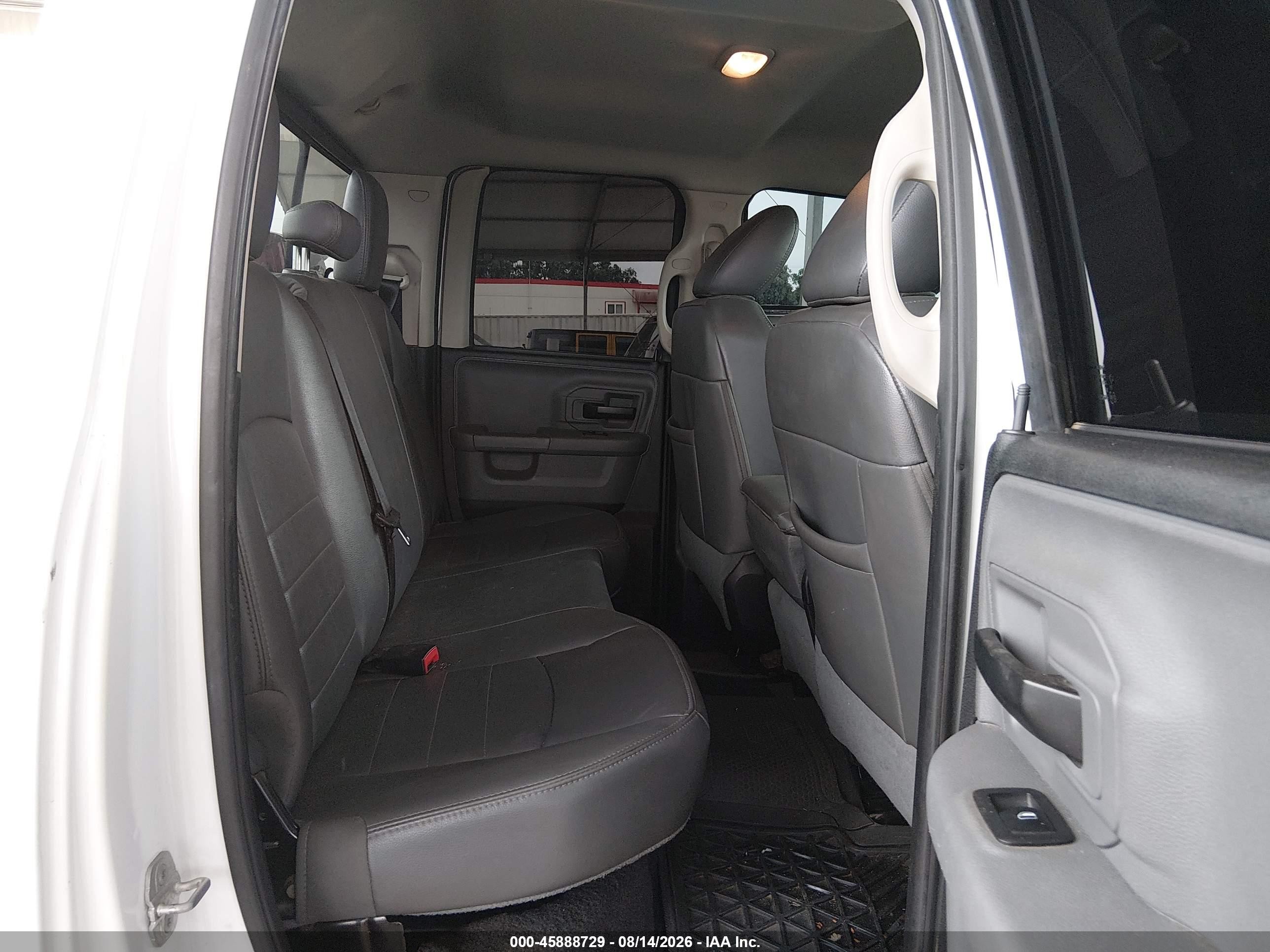 2014 Ram 1500 Tradesman White vin: 1C6RR7FG8ES164657
