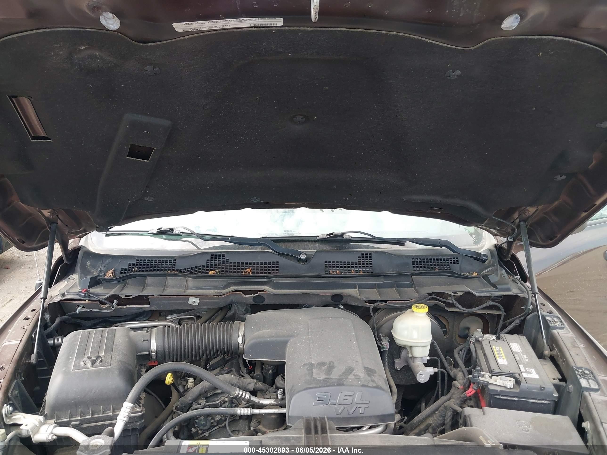 2015 Ram 1500 Tradesman Коричневый vin: 1C6RR7FG9FS660178