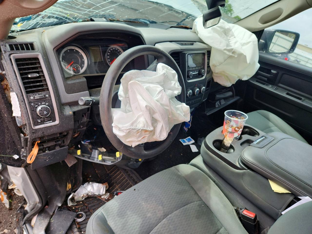 2018 Ram 1500 St Silver vin: 1C6RR7FGXJS328601