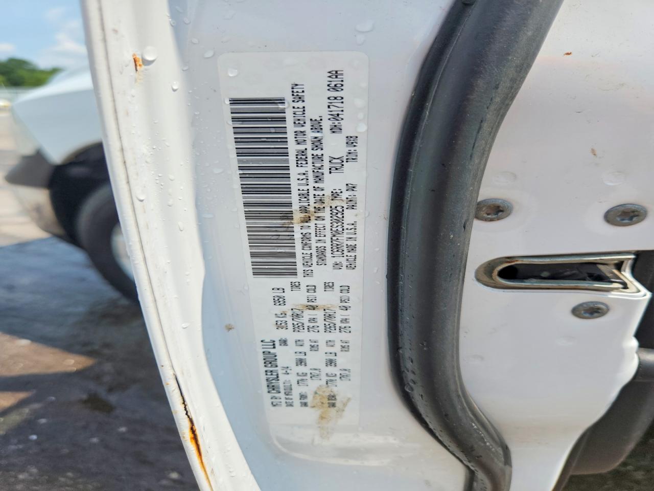 2014 Ram 1500 St White vin: 1C6RR7FM0ES302925