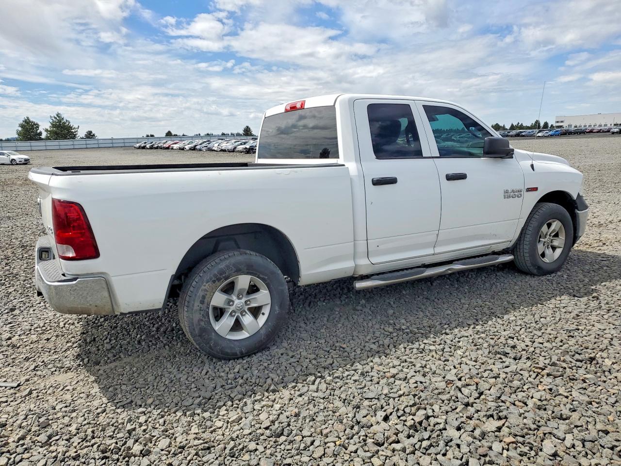 2017 Ram 1500 St Белый vin: 1C6RR7FMXHS528460