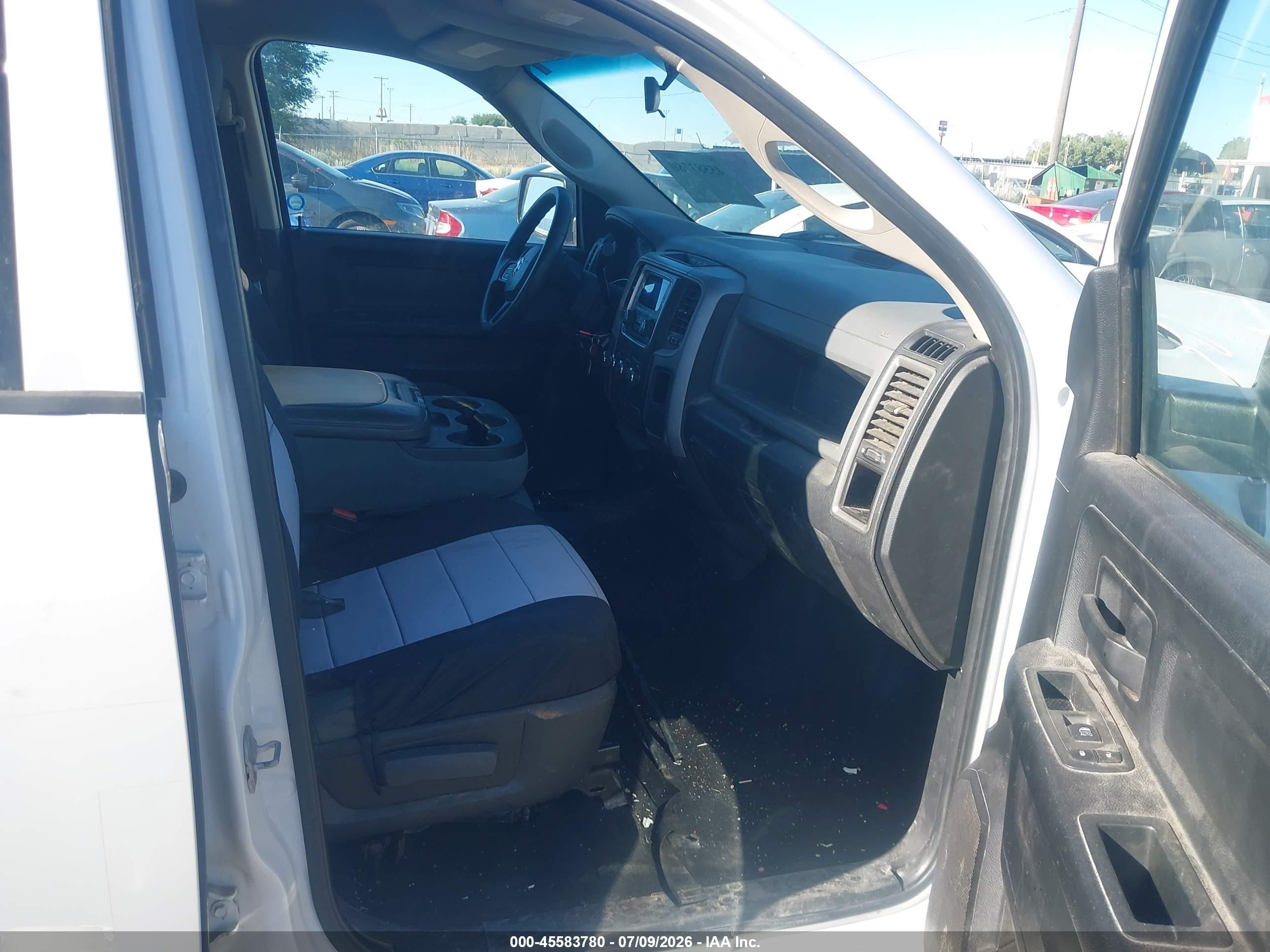 2013 Ram 1500 St White vin: 1C6RR7FP0DS501952