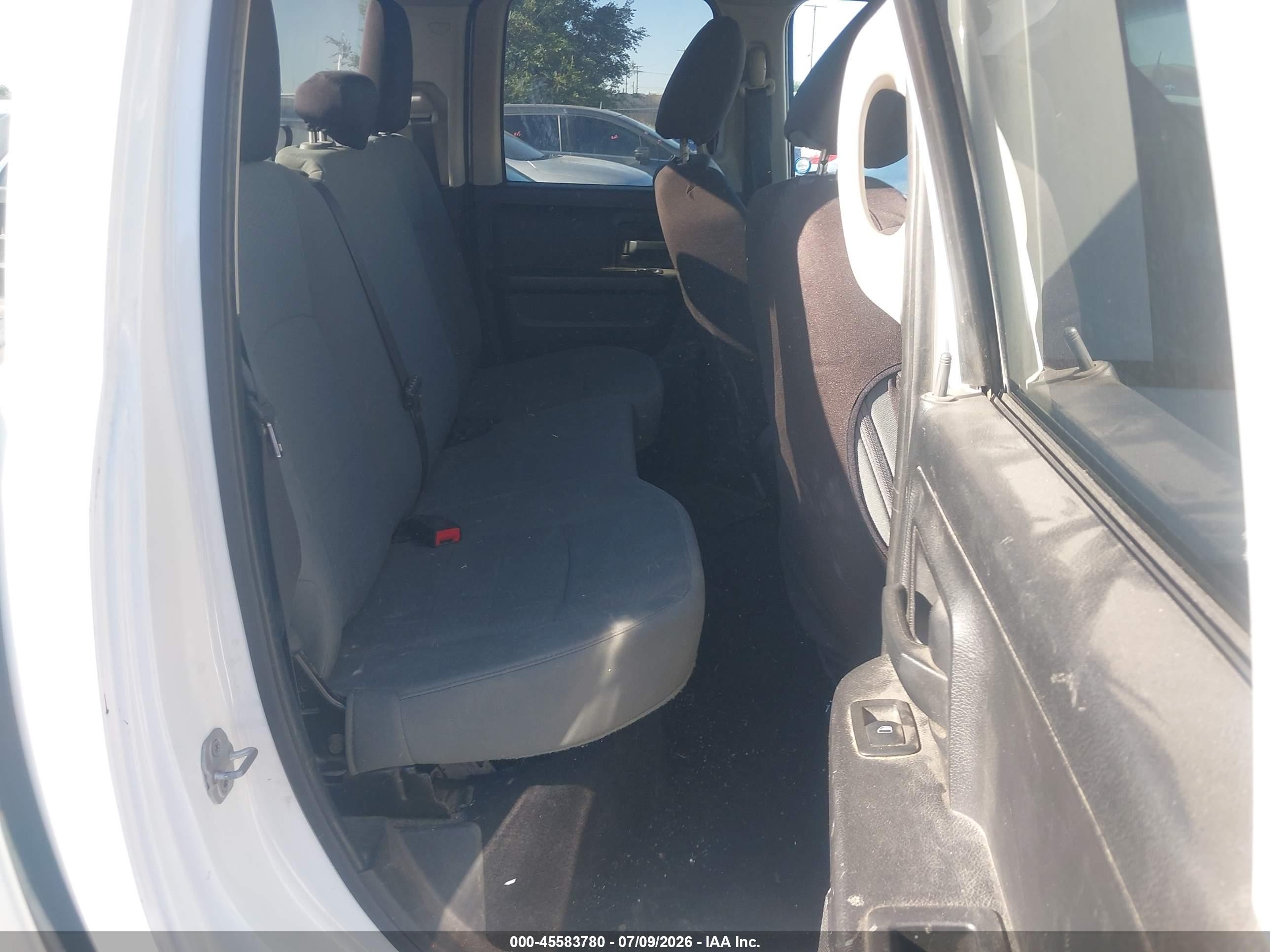 2013 Ram 1500 St White vin: 1C6RR7FP0DS501952