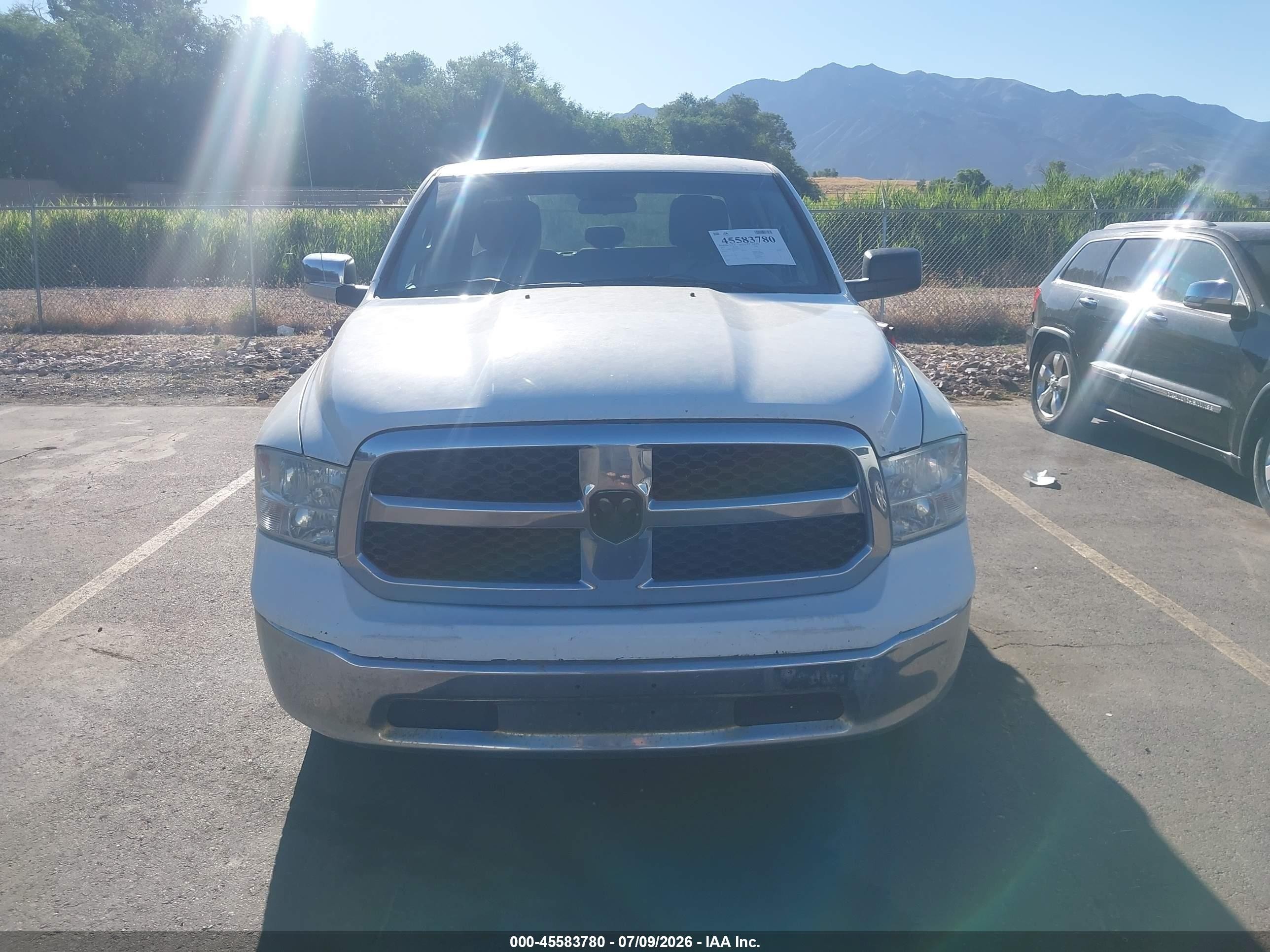 2013 Ram 1500 St White vin: 1C6RR7FP0DS501952