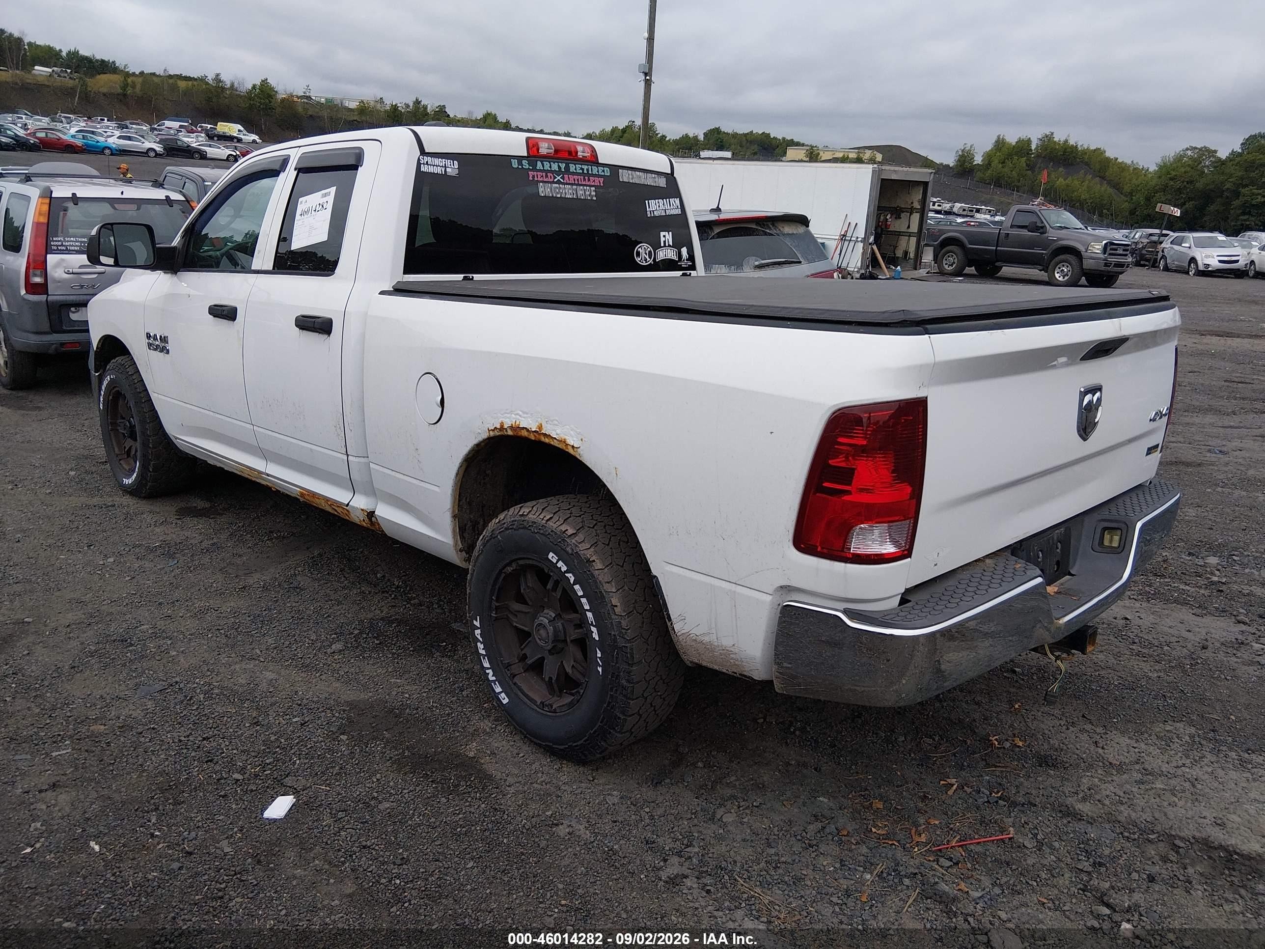 2013 Ram 1500 St White vin: 1C6RR7FP2DS502391