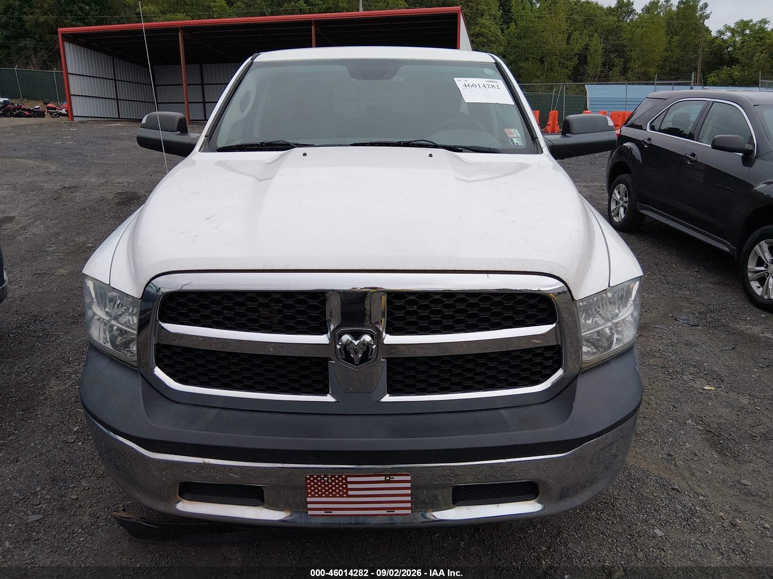 2013 Ram 1500 St White vin: 1C6RR7FP2DS502391