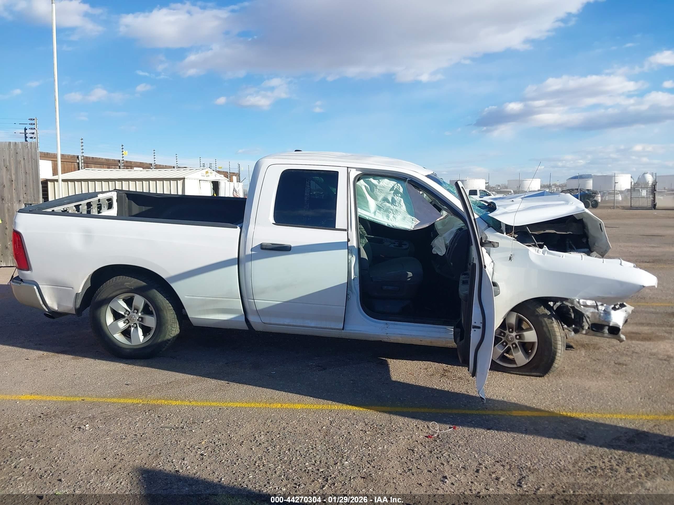 2013 Ram 1500 Tradesman White vin: 1C6RR7FP5DS684152