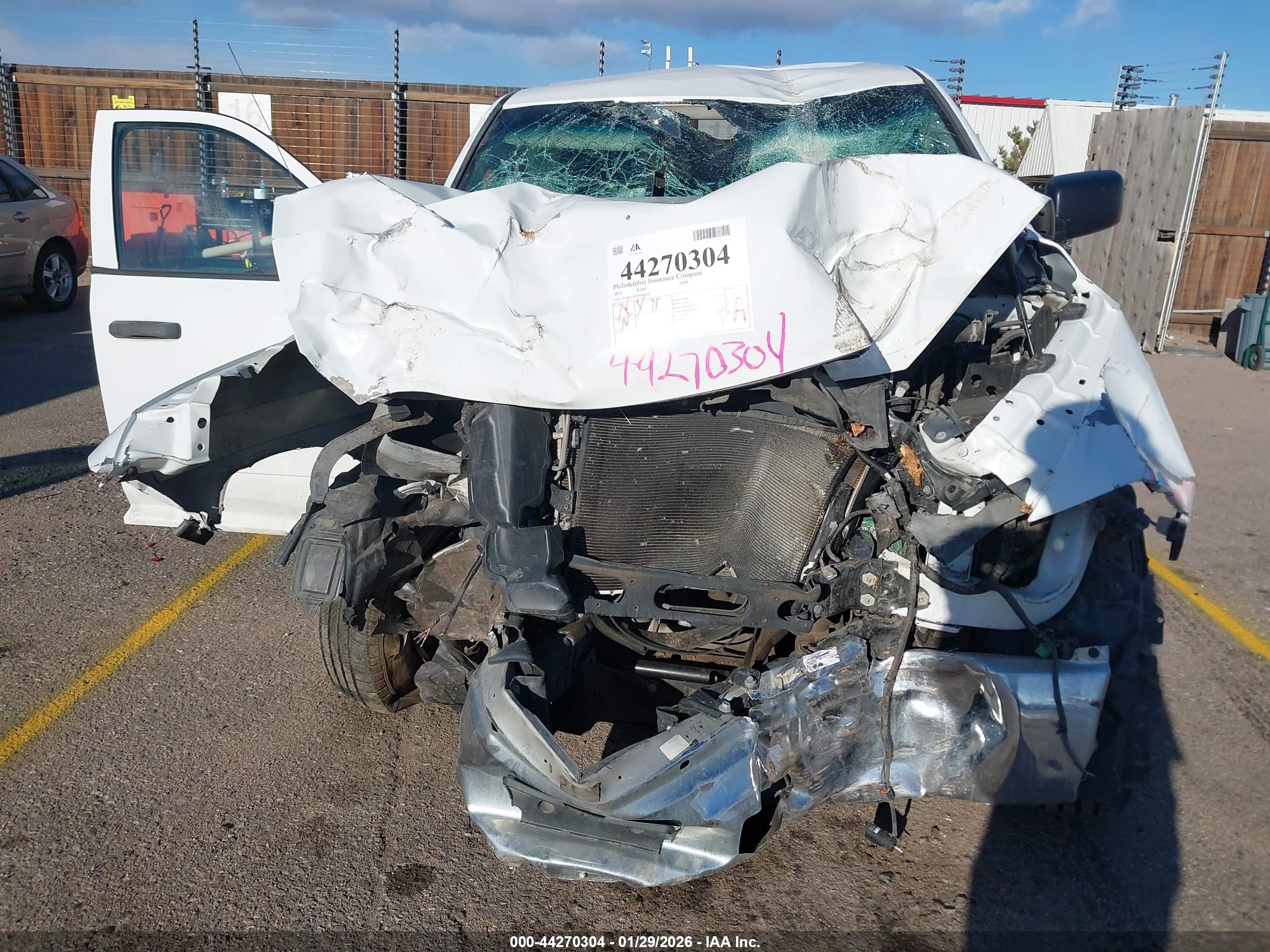 2013 Ram 1500 Tradesman White vin: 1C6RR7FP5DS684152