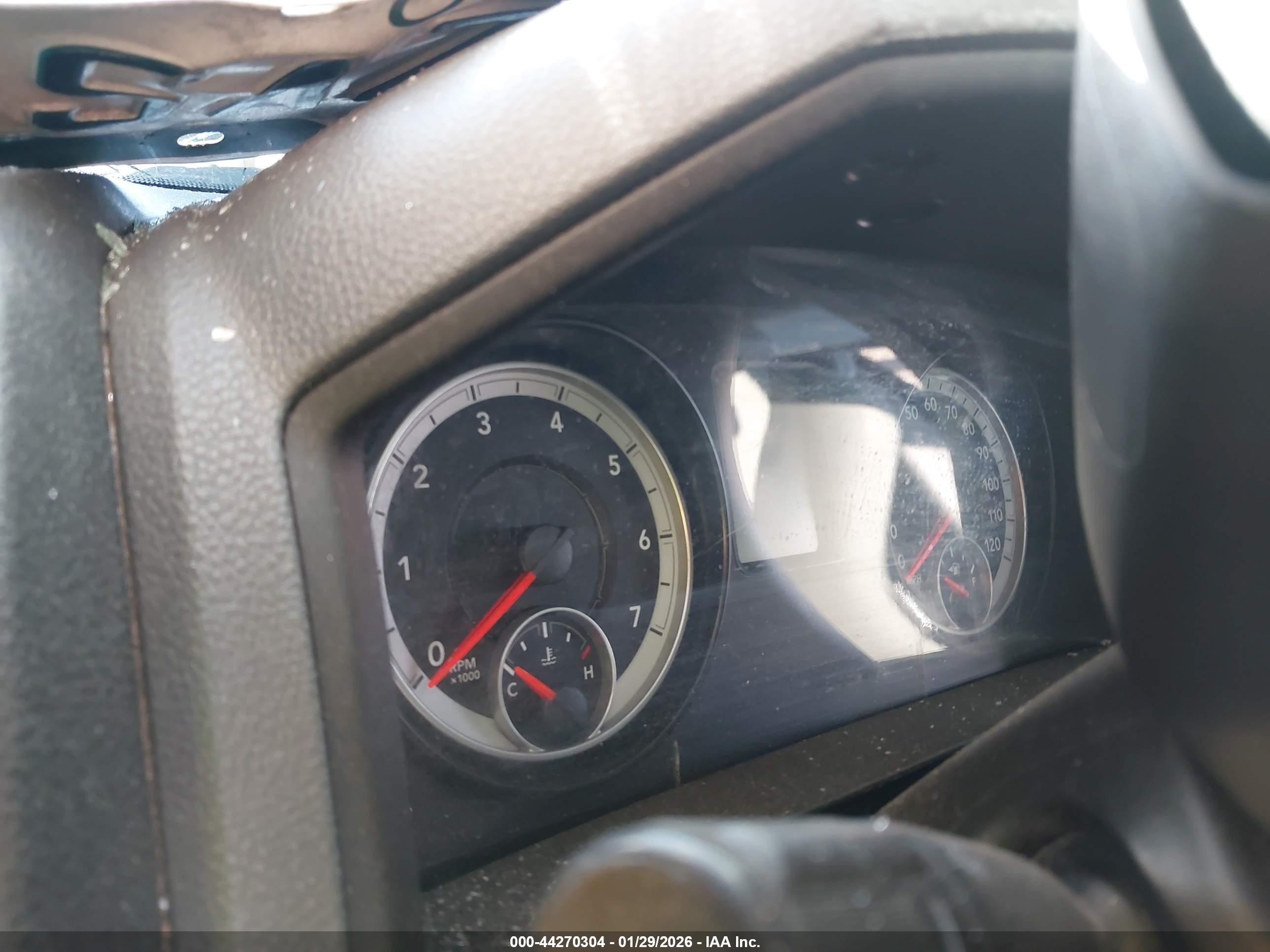 2013 Ram 1500 Tradesman White vin: 1C6RR7FP5DS684152