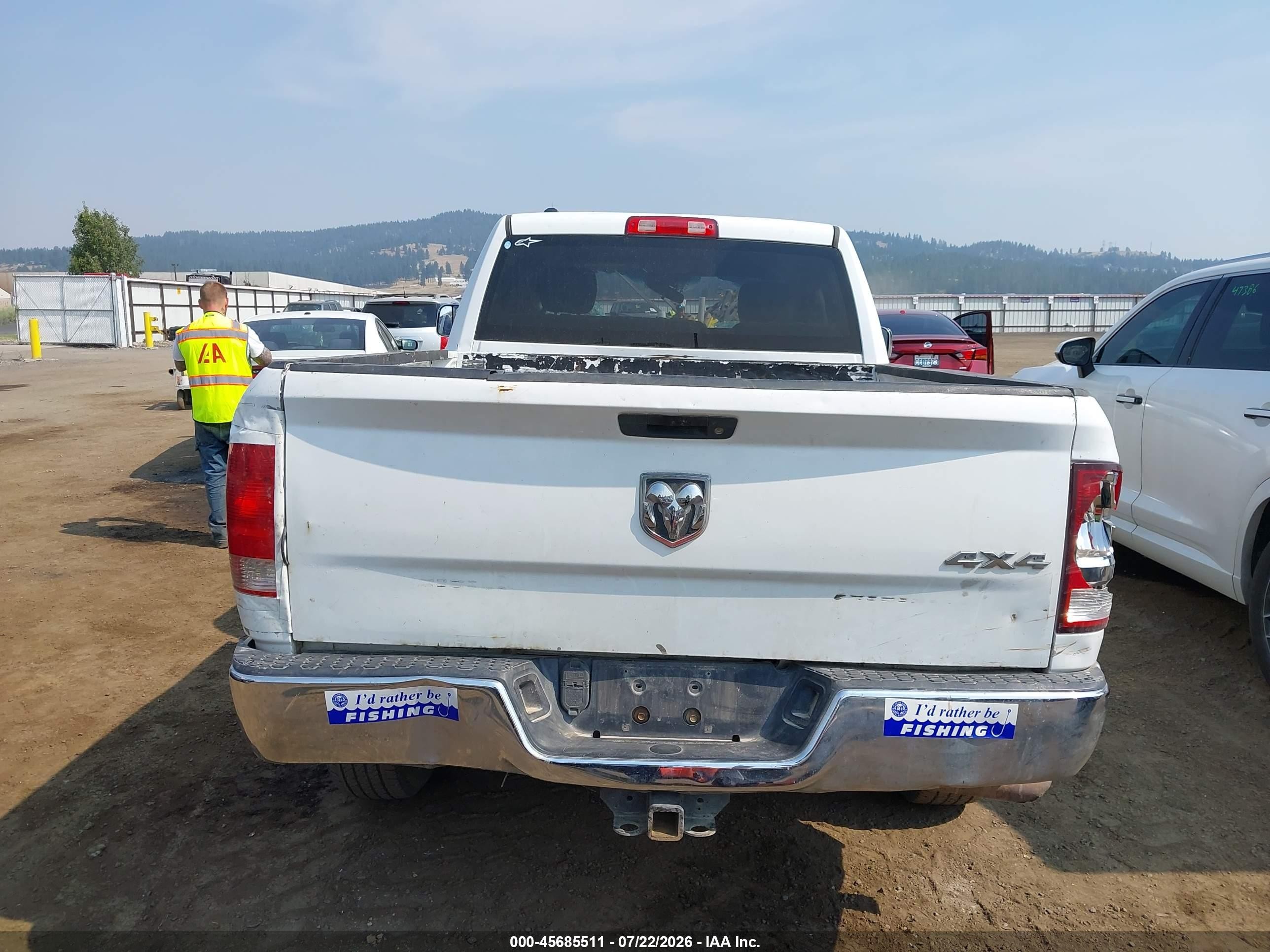 2013 Ram 1500 St White vin: 1C6RR7FP6DS601151