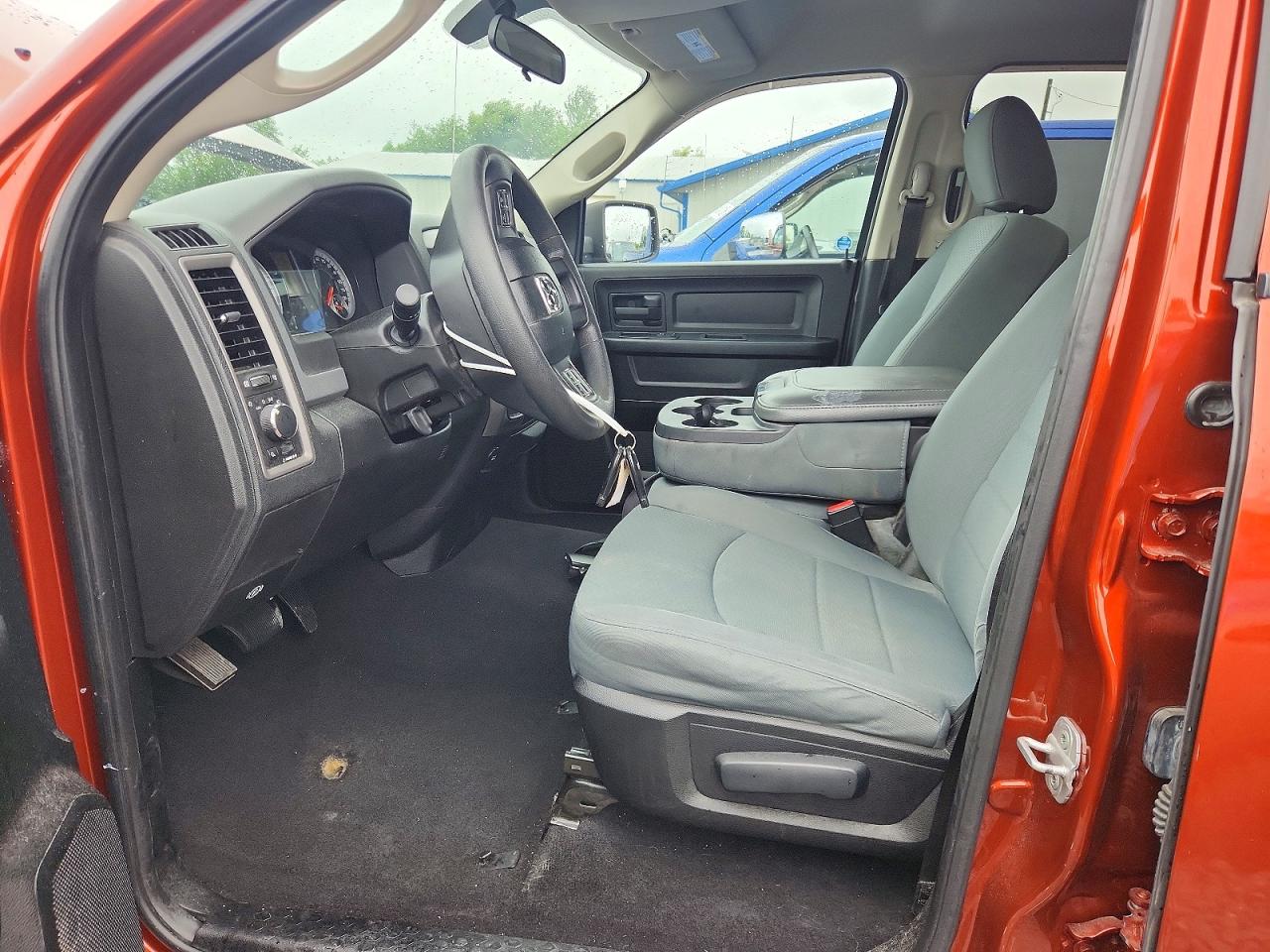 2013 Ram 1500 St Orange vin: 1C6RR7FP6DS684273