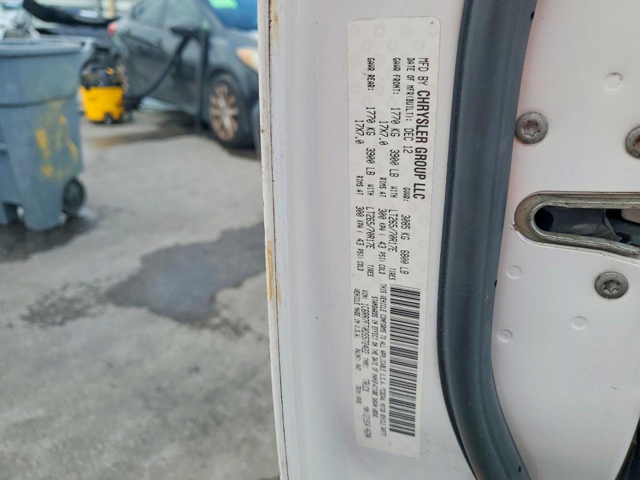 2013 Ram 1500 St White vin: 1C6RR7FT0DS572422