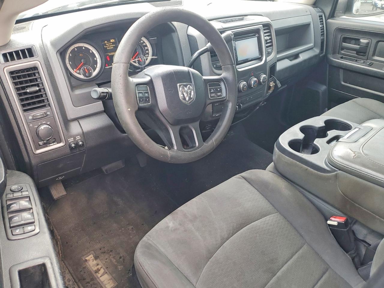 2013 Ram 1500 St White vin: 1C6RR7FT0DS572422