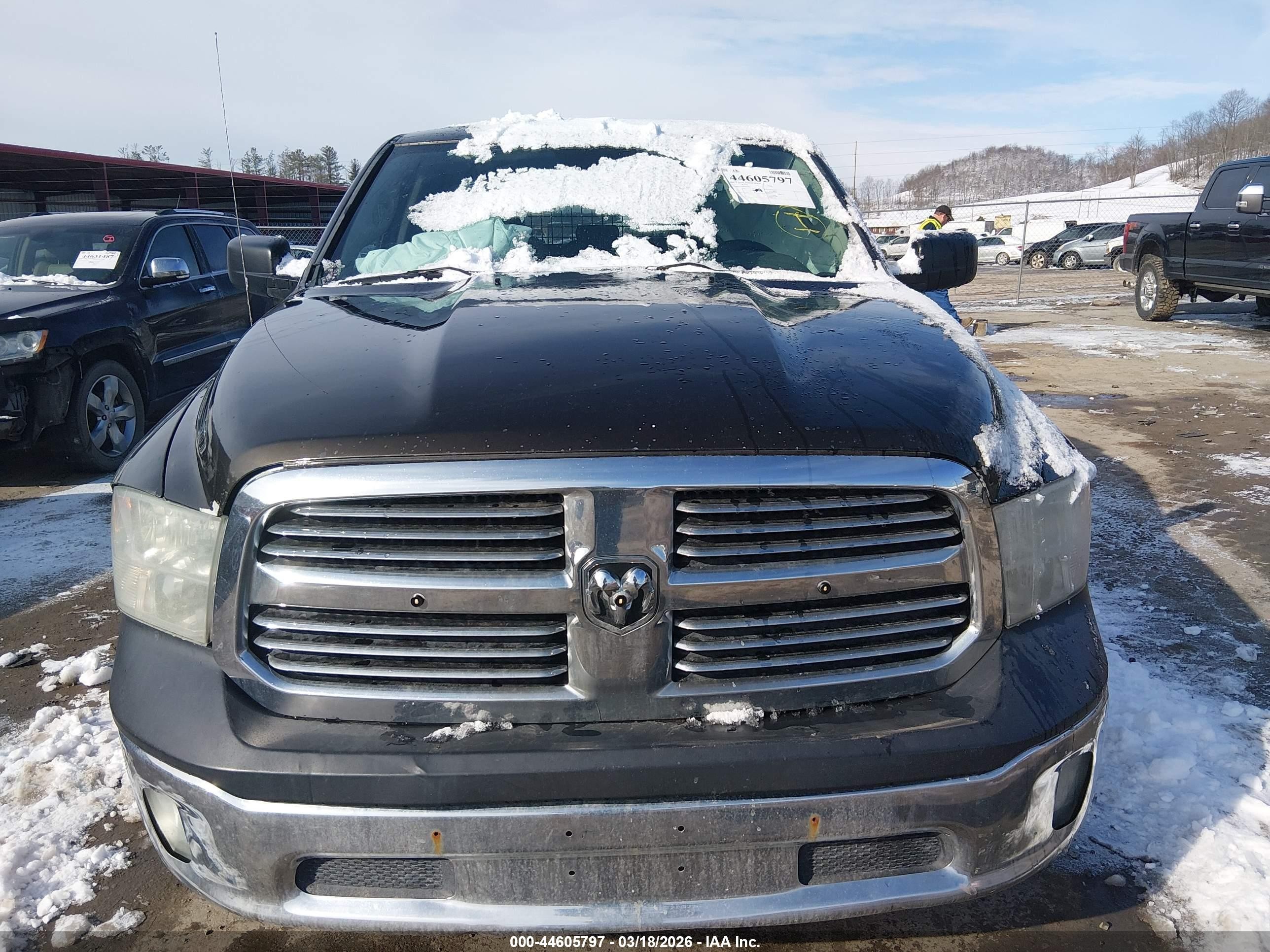 2014 Ram 1500 Tradesman Brown vin: 1C6RR7FT0ES427737