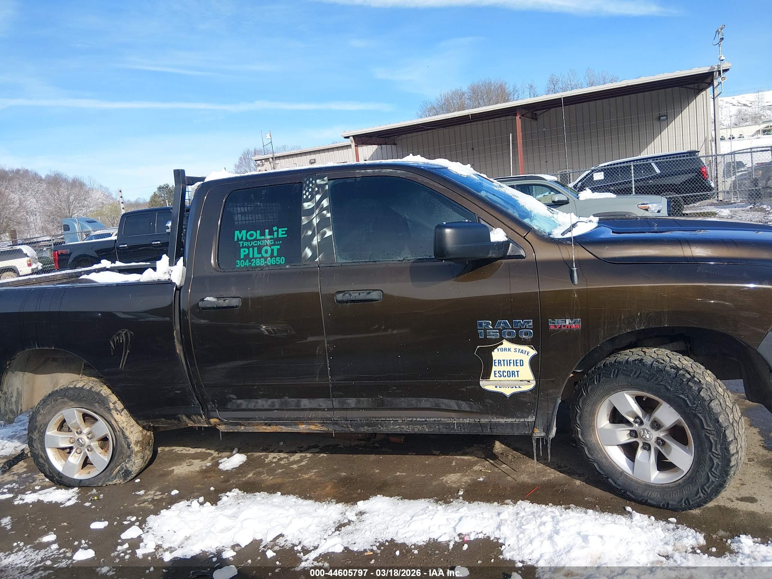 2014 Ram 1500 Tradesman Brown vin: 1C6RR7FT0ES427737