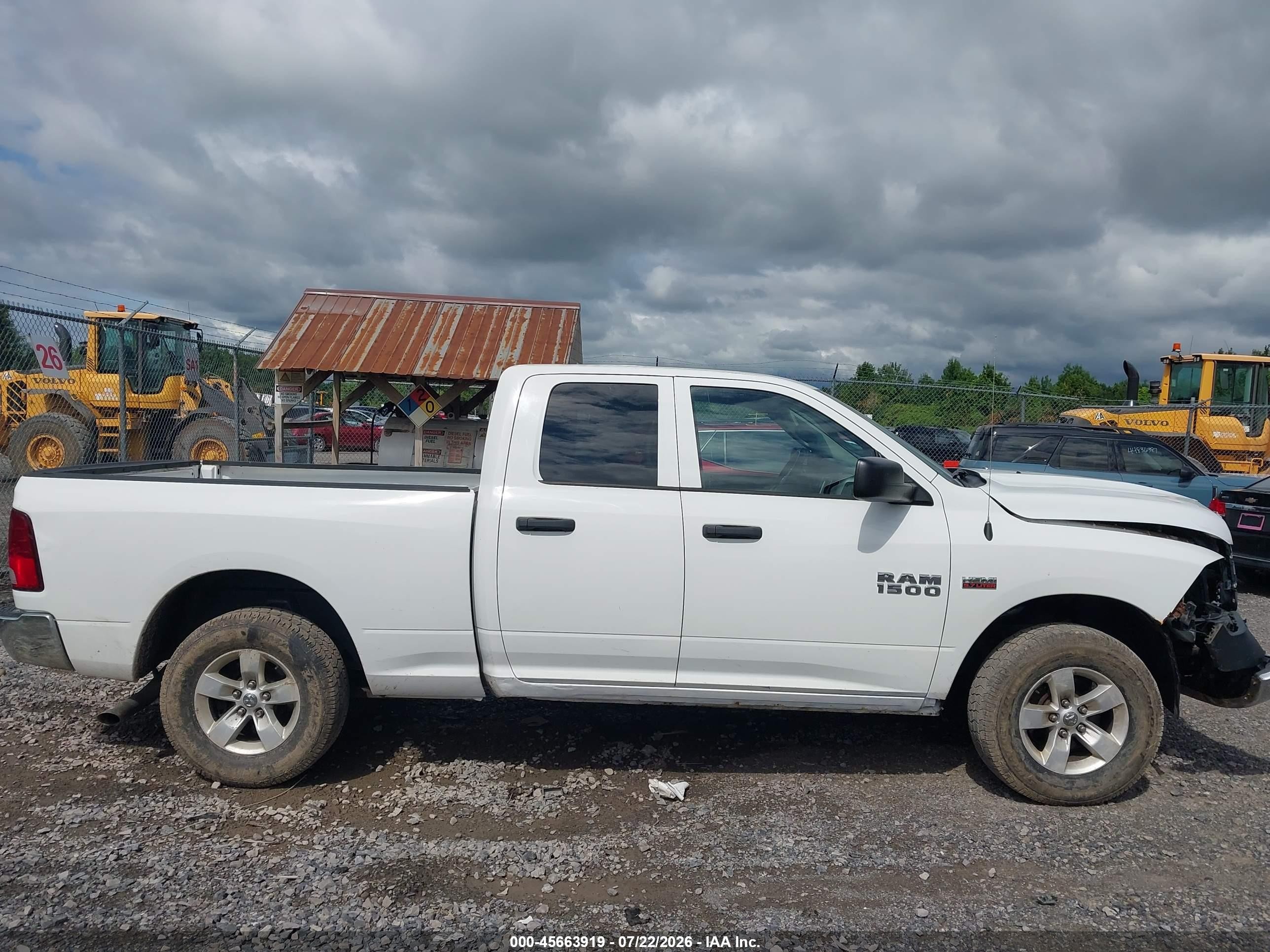 2015 Ram 1500 Tradesman White vin: 1C6RR7FT0FS520193