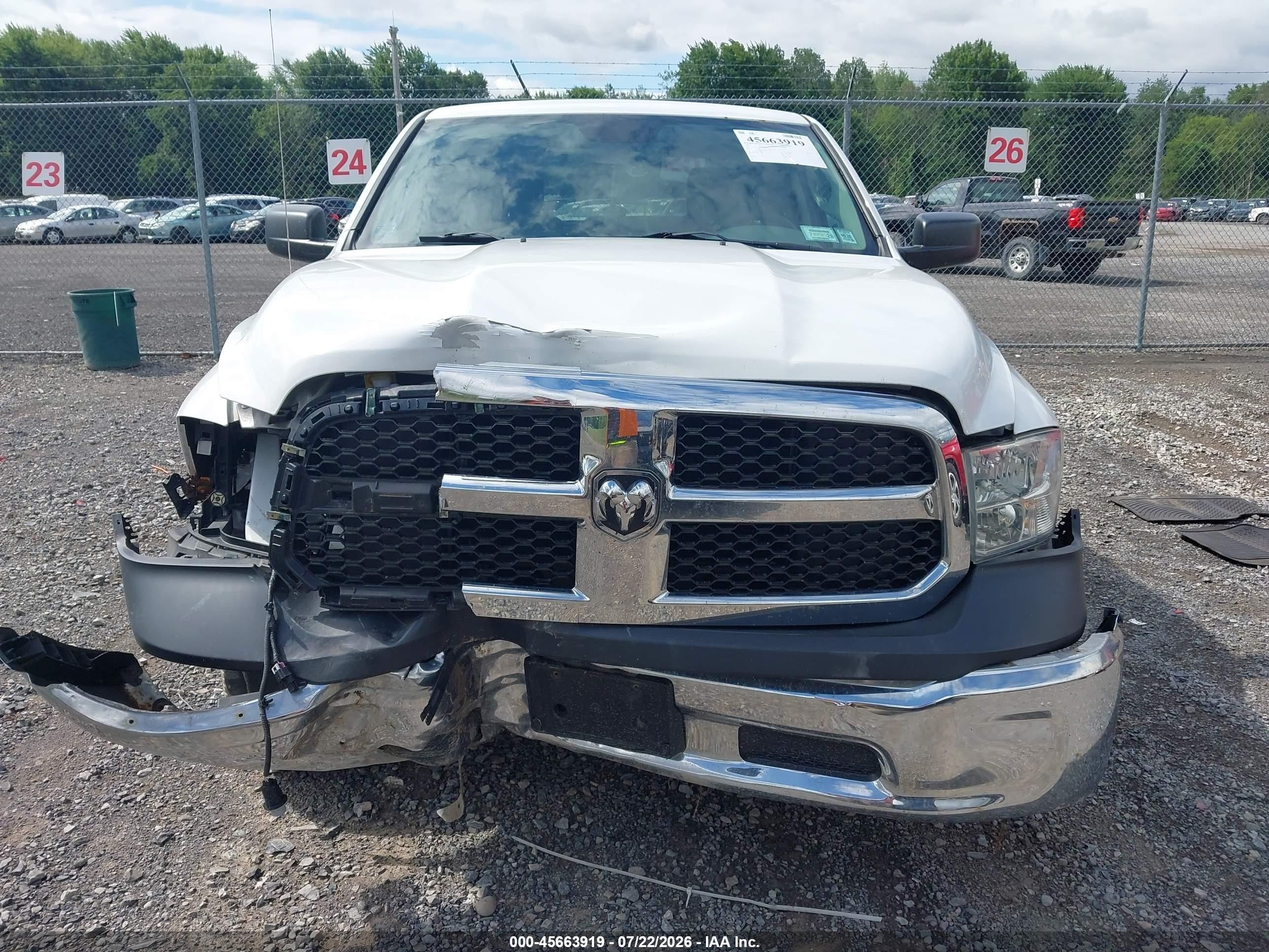2015 Ram 1500 Tradesman White vin: 1C6RR7FT0FS520193