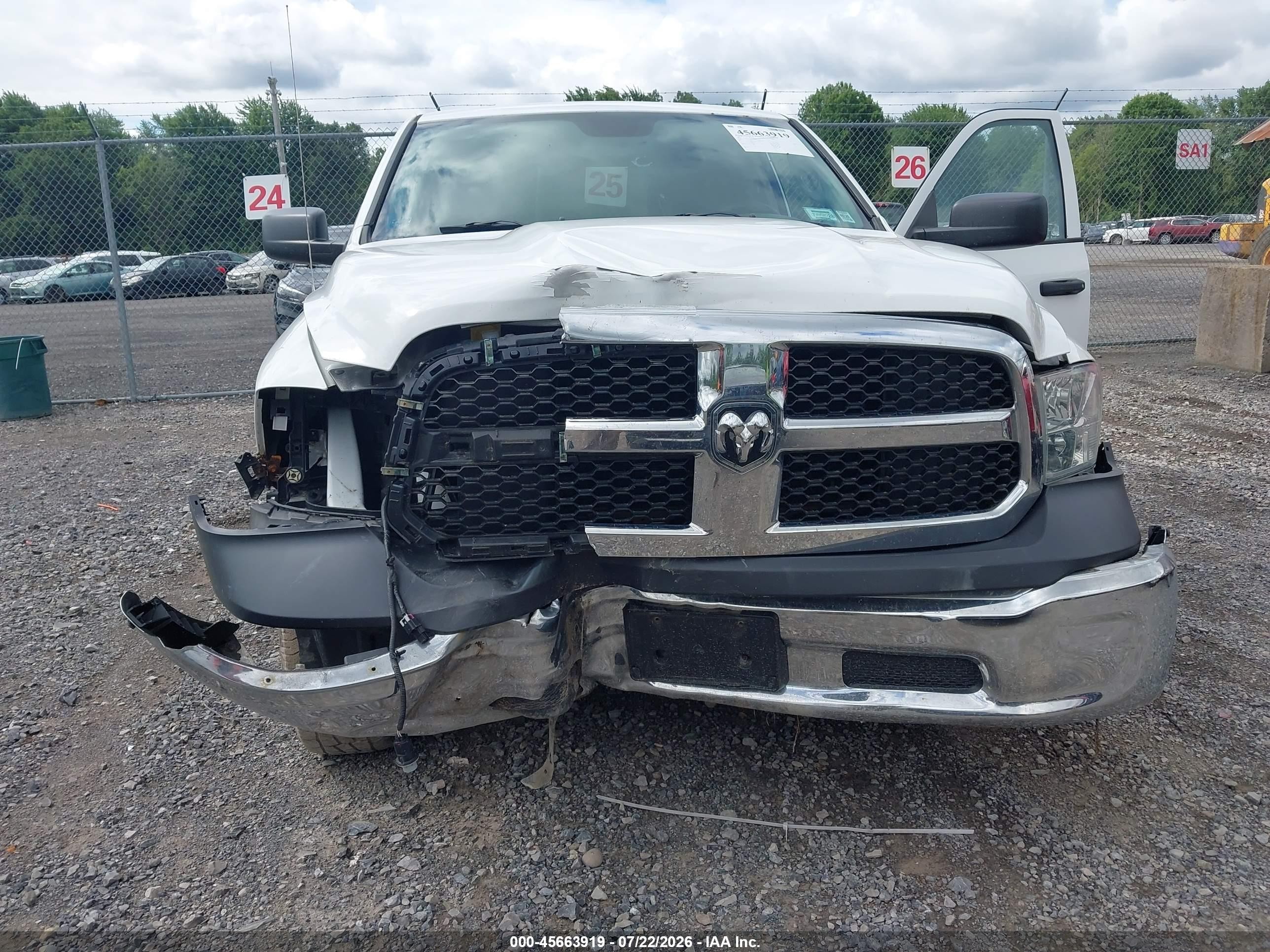 2015 Ram 1500 Tradesman White vin: 1C6RR7FT0FS520193
