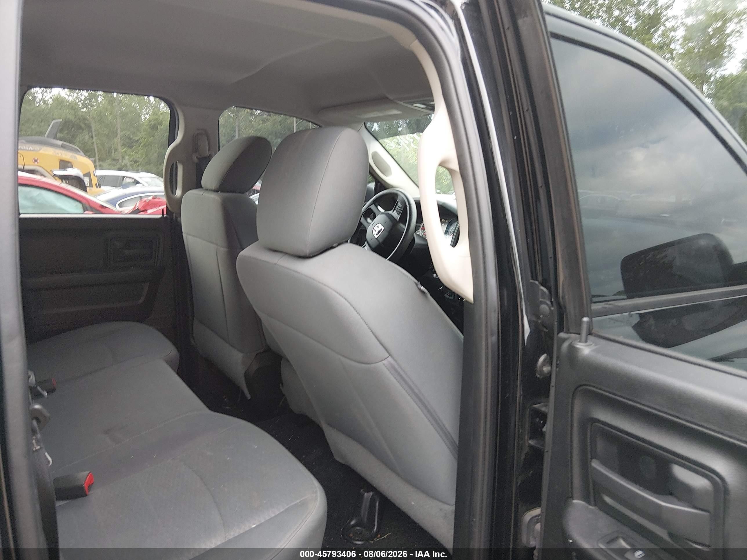 2015 Ram 1500 Express Black vin: 1C6RR7FT0FS599476
