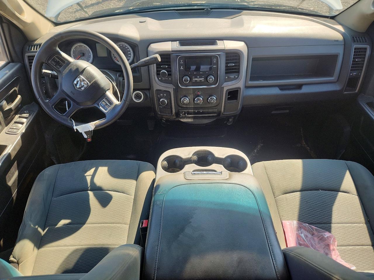 2013 Ram 1500 St White vin: 1C6RR7FT1DS590007