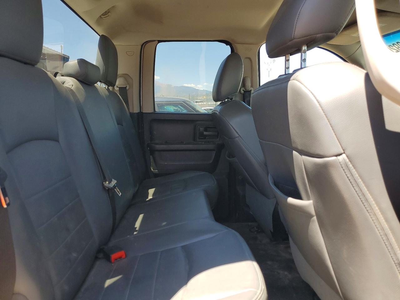 2013 Ram 1500 St White vin: 1C6RR7FT1DS698496
