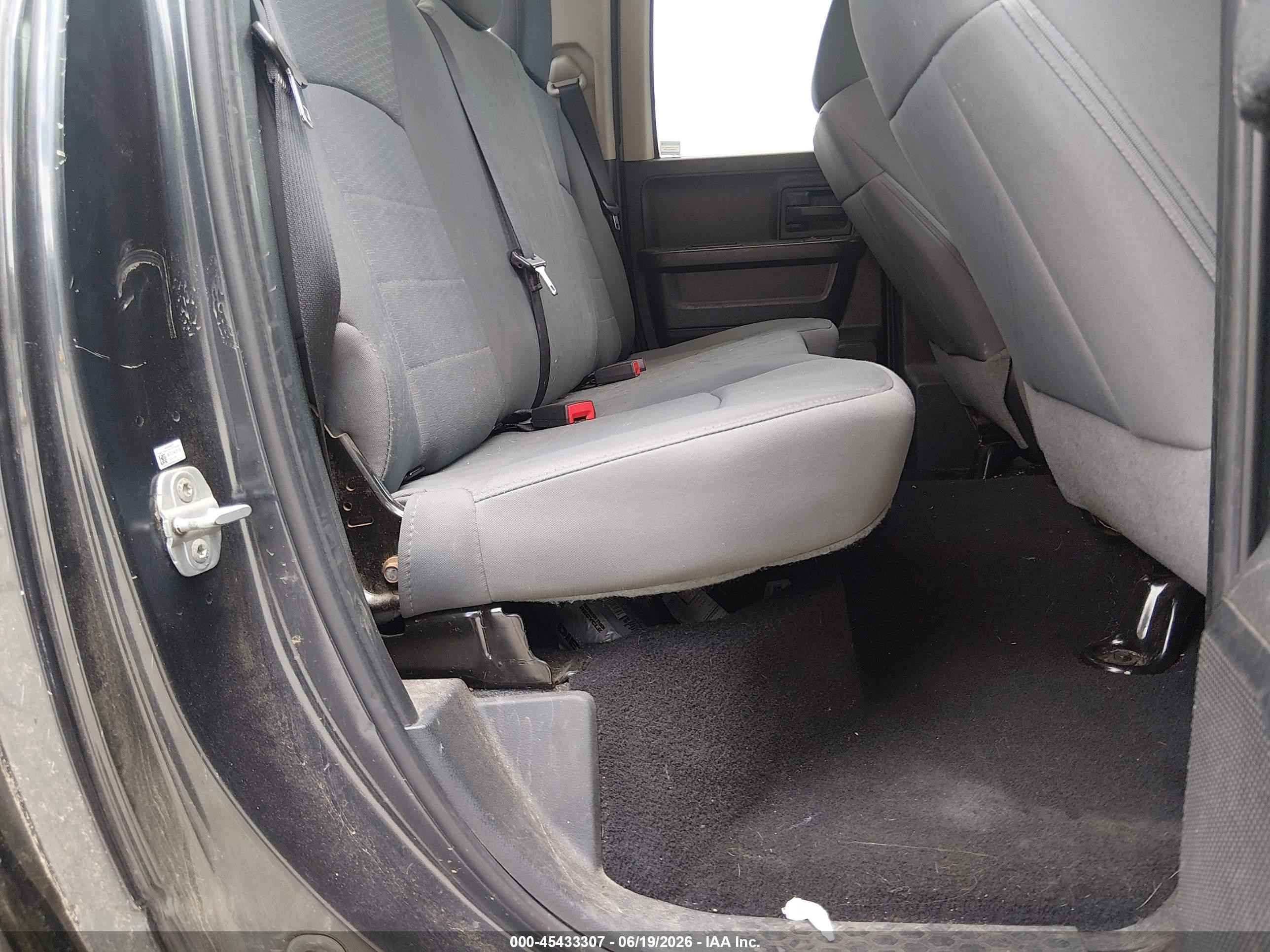 2014 Ram 1500 Express Black vin: 1C6RR7FT1ES321958