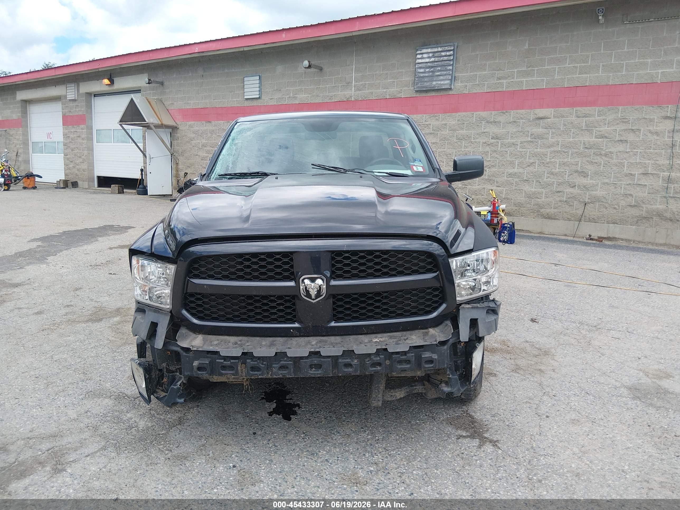 2014 Ram 1500 Express Black vin: 1C6RR7FT1ES321958