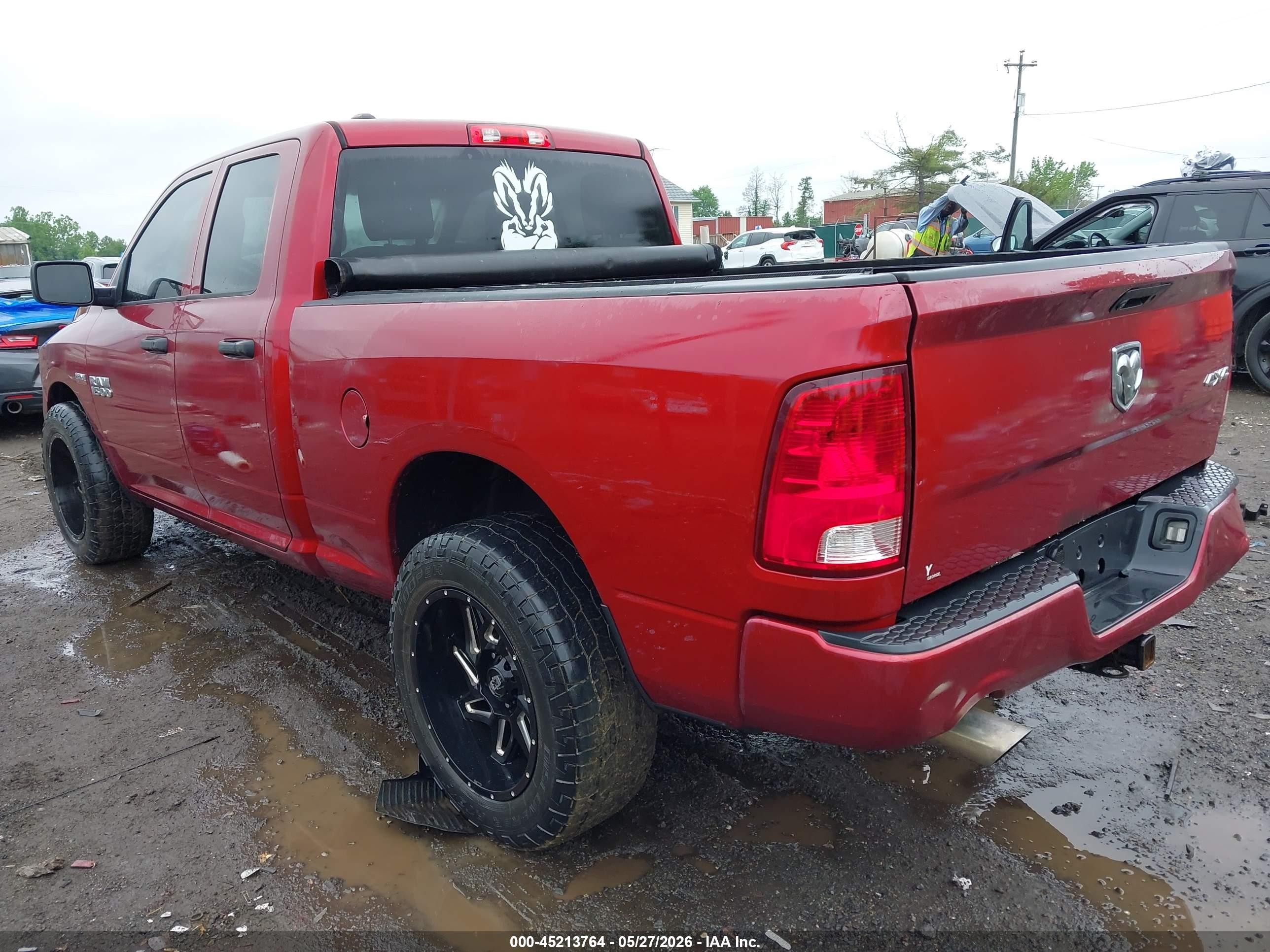 2015 Ram 1500 Express Burgundy vin: 1C6RR7FT1FS647664
