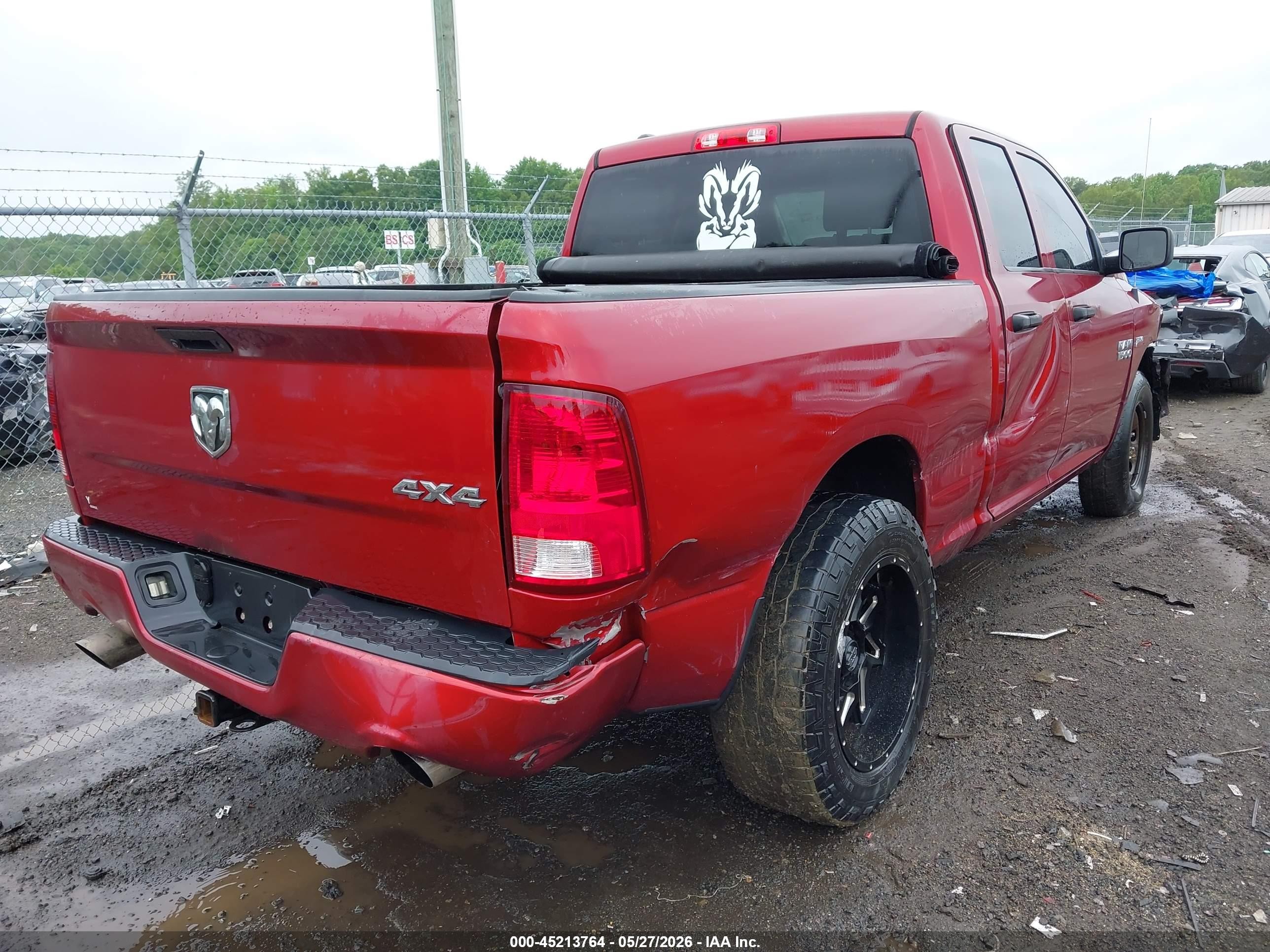 2015 Ram 1500 Express Burgundy vin: 1C6RR7FT1FS647664