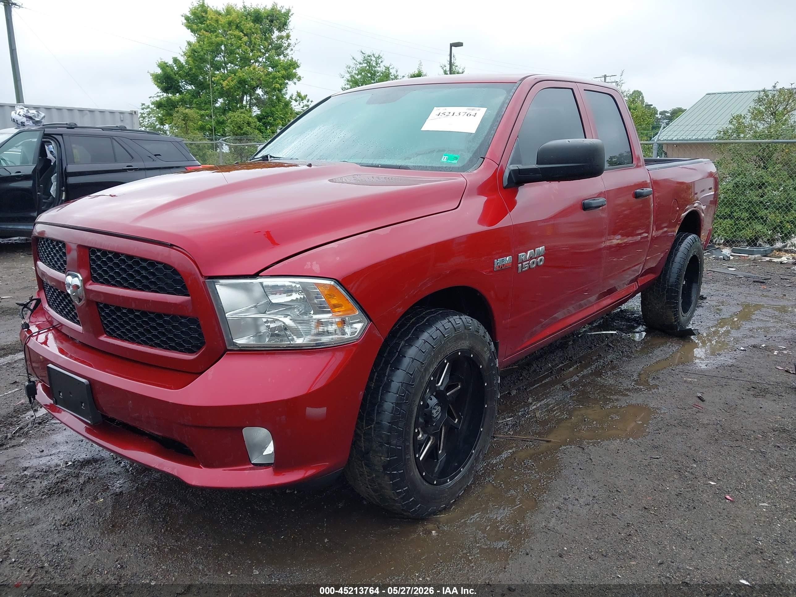 2015 Ram 1500 Express Burgundy vin: 1C6RR7FT1FS647664
