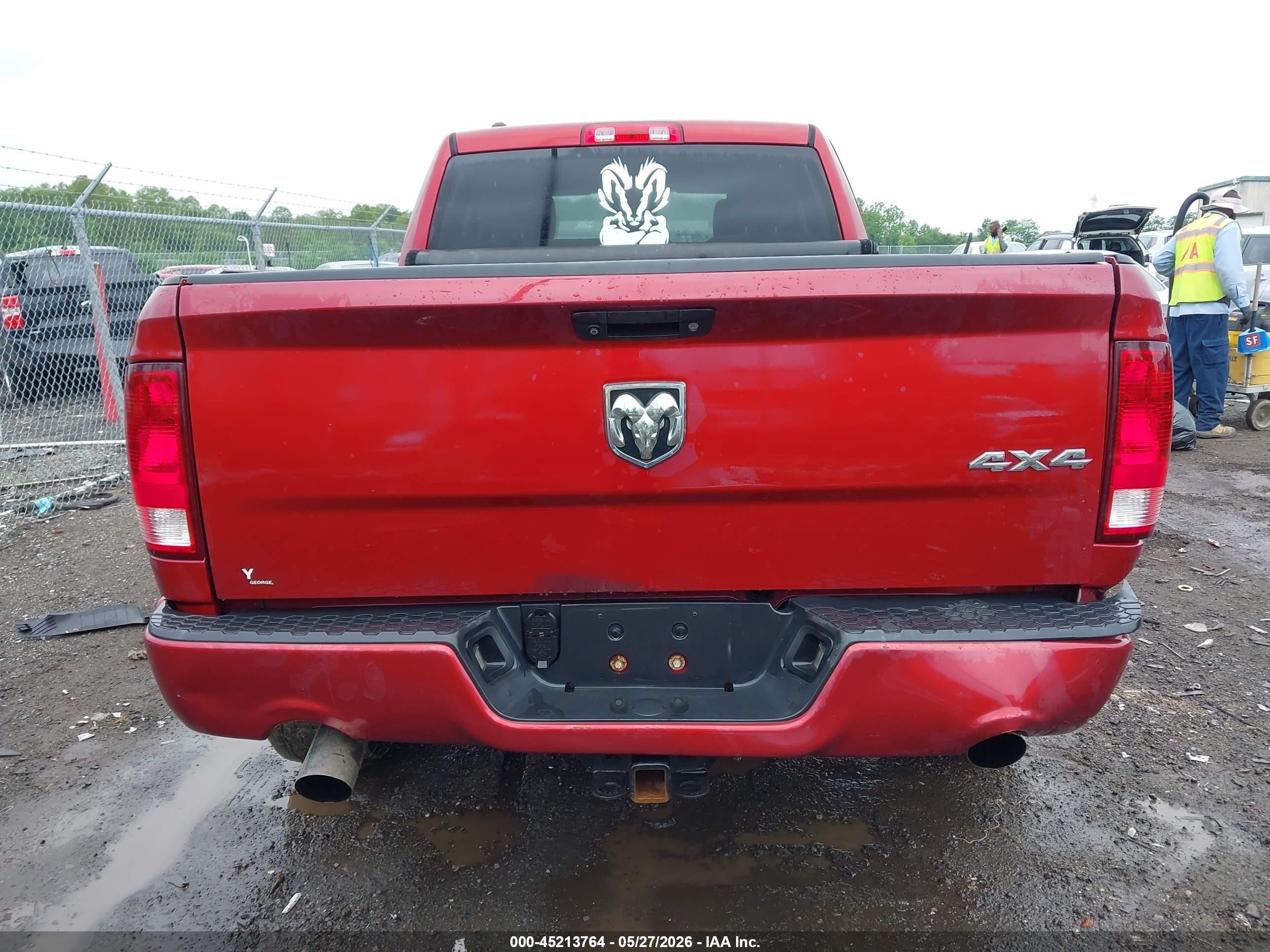 2015 Ram 1500 Express Burgundy vin: 1C6RR7FT1FS647664
