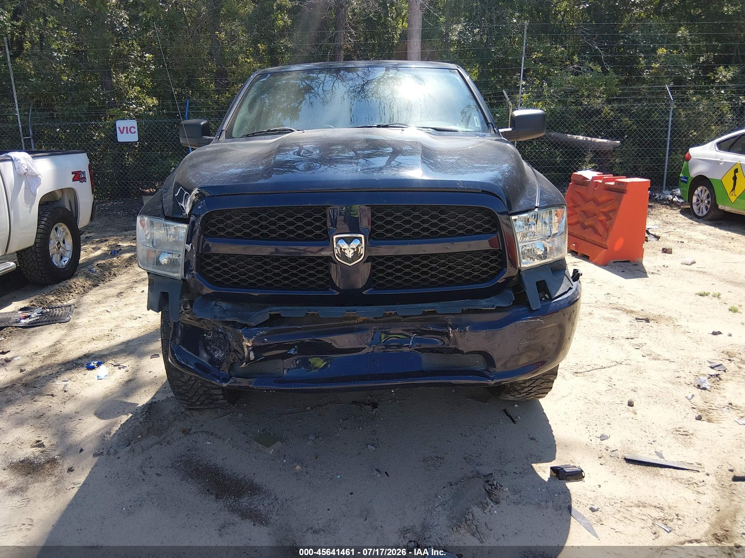 2015 Ram 1500 Tradesman Синий vin: 1C6RR7FT1FS670796