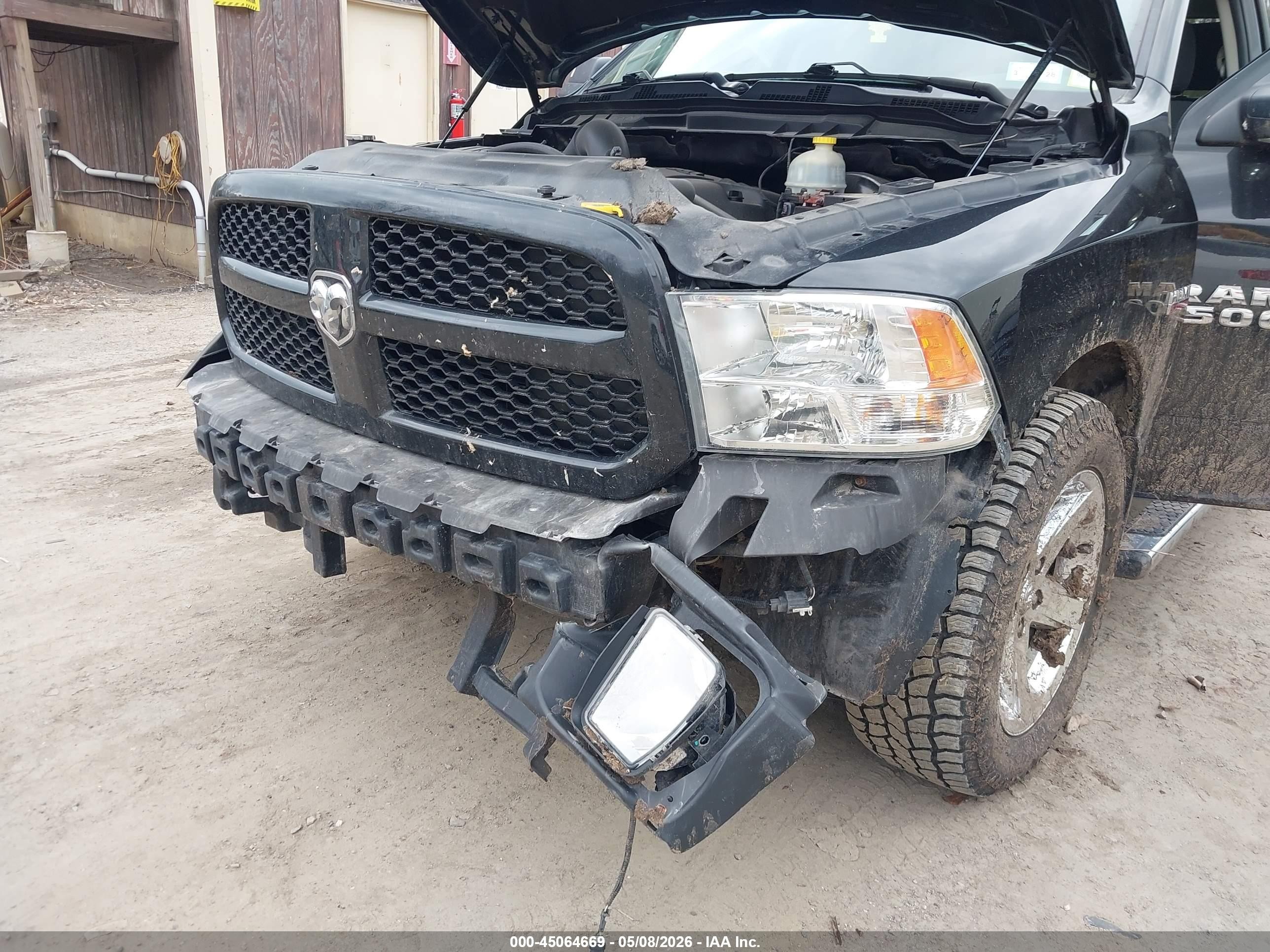 2016 Ram 1500 Express Черный vin: 1C6RR7FT1GS311532