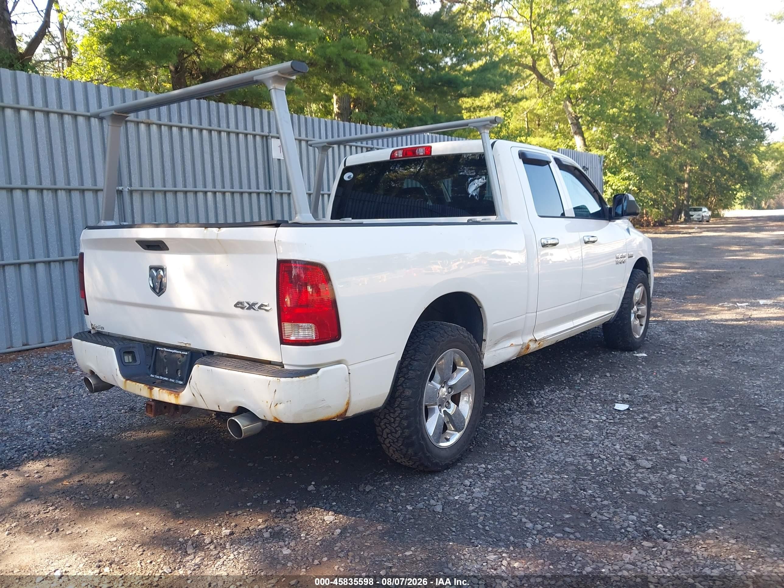 2013 Ram 1500 Express White vin: 1C6RR7FT2DS506891