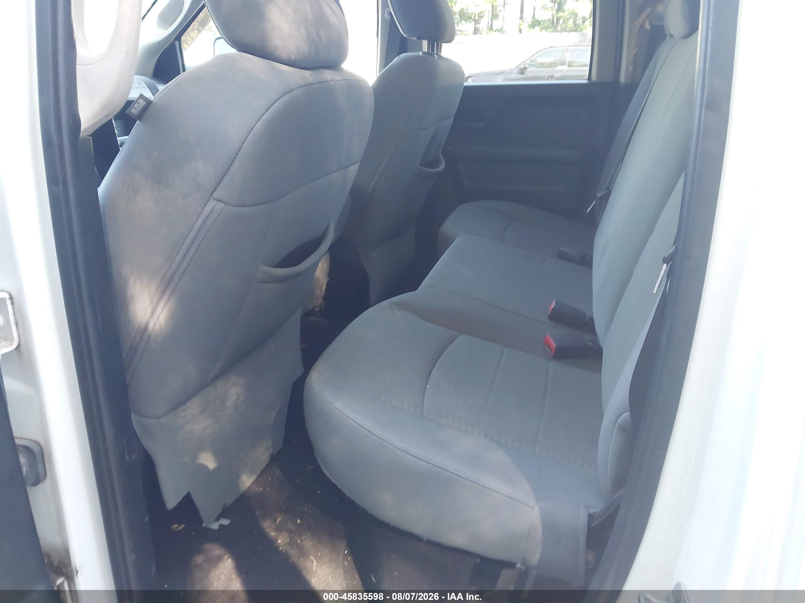 2013 Ram 1500 Express White vin: 1C6RR7FT2DS506891