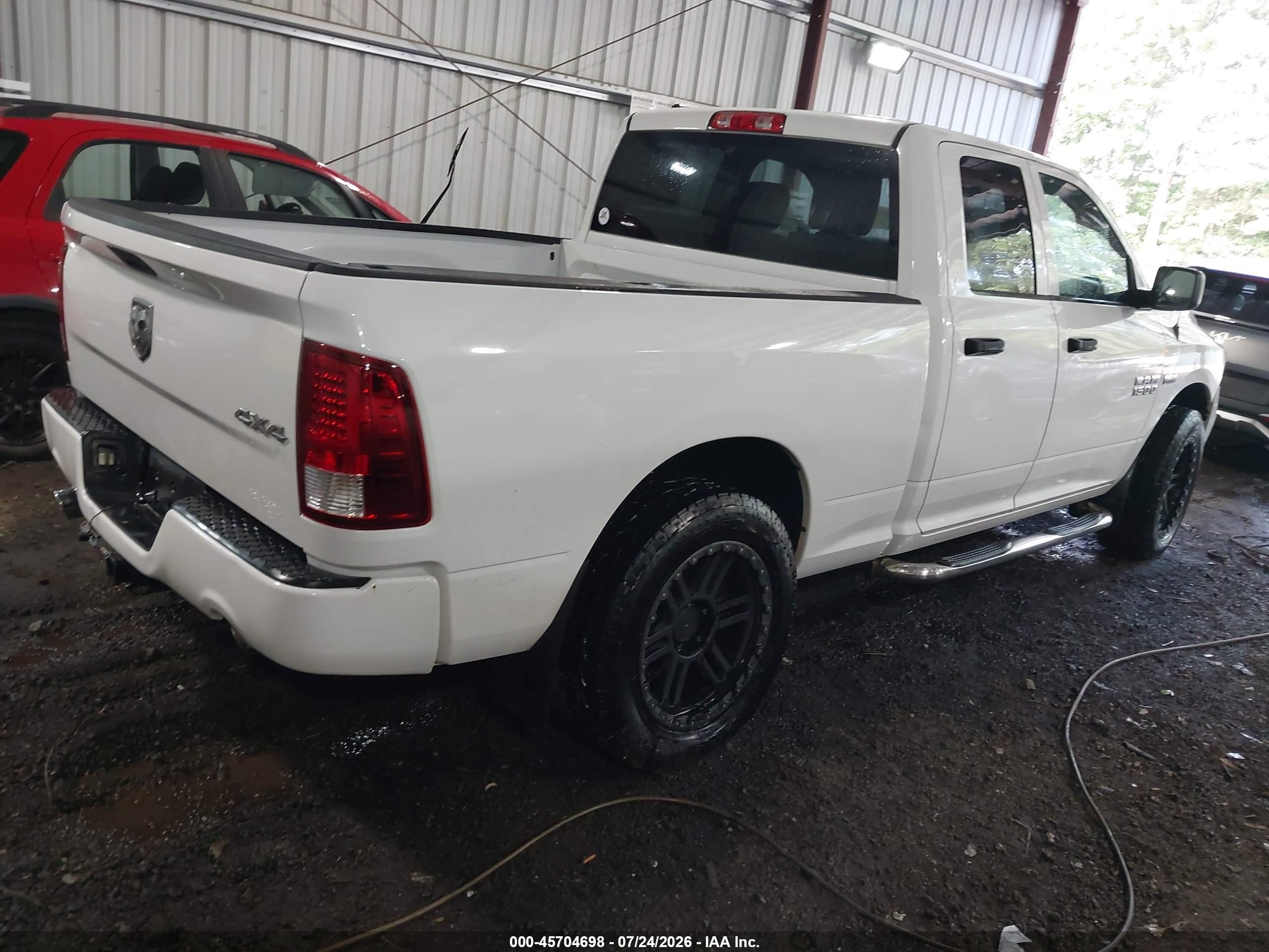 2013 Ram 1500 Express White vin: 1C6RR7FT2DS606005