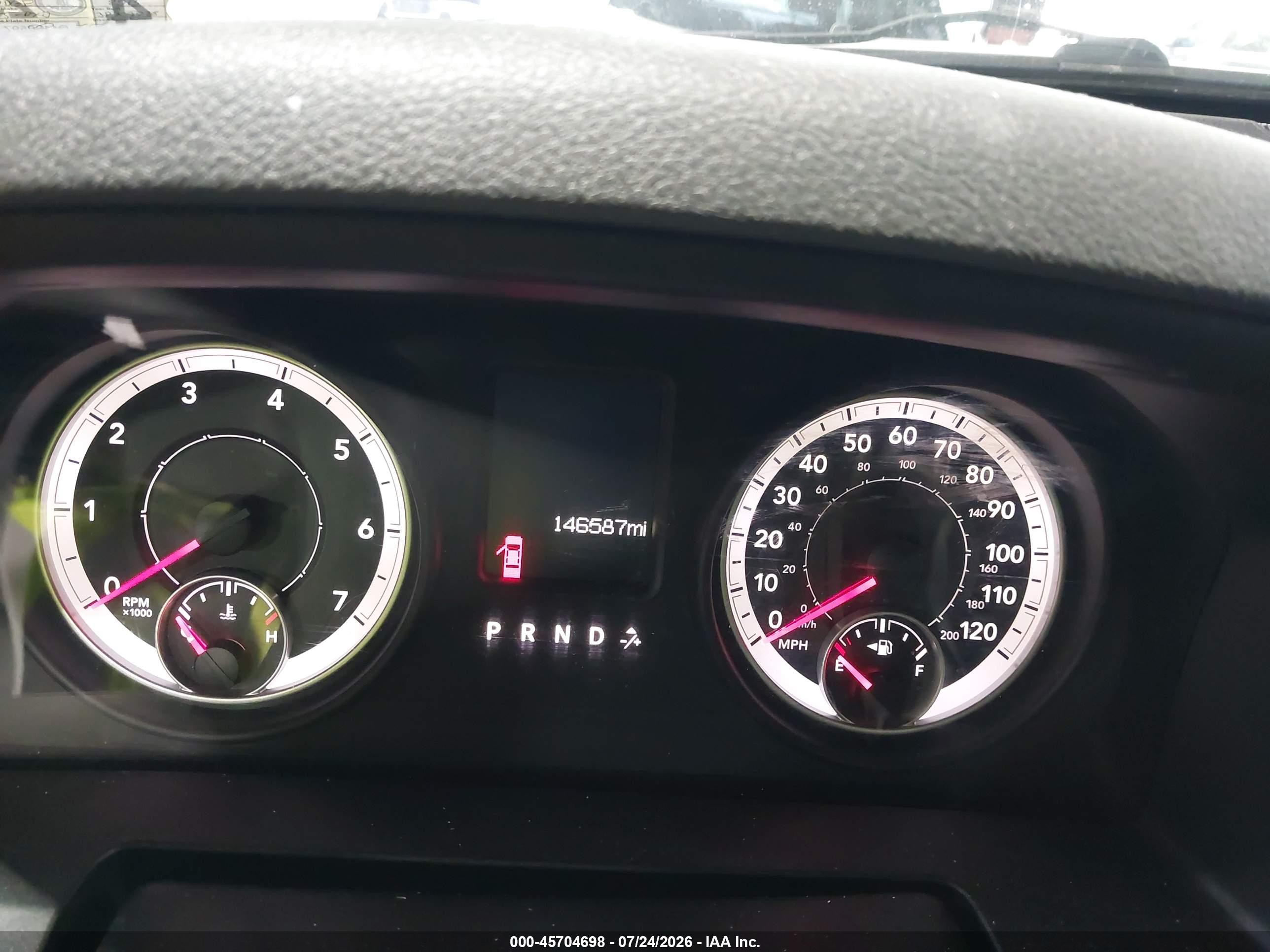 2013 Ram 1500 Express White vin: 1C6RR7FT2DS606005