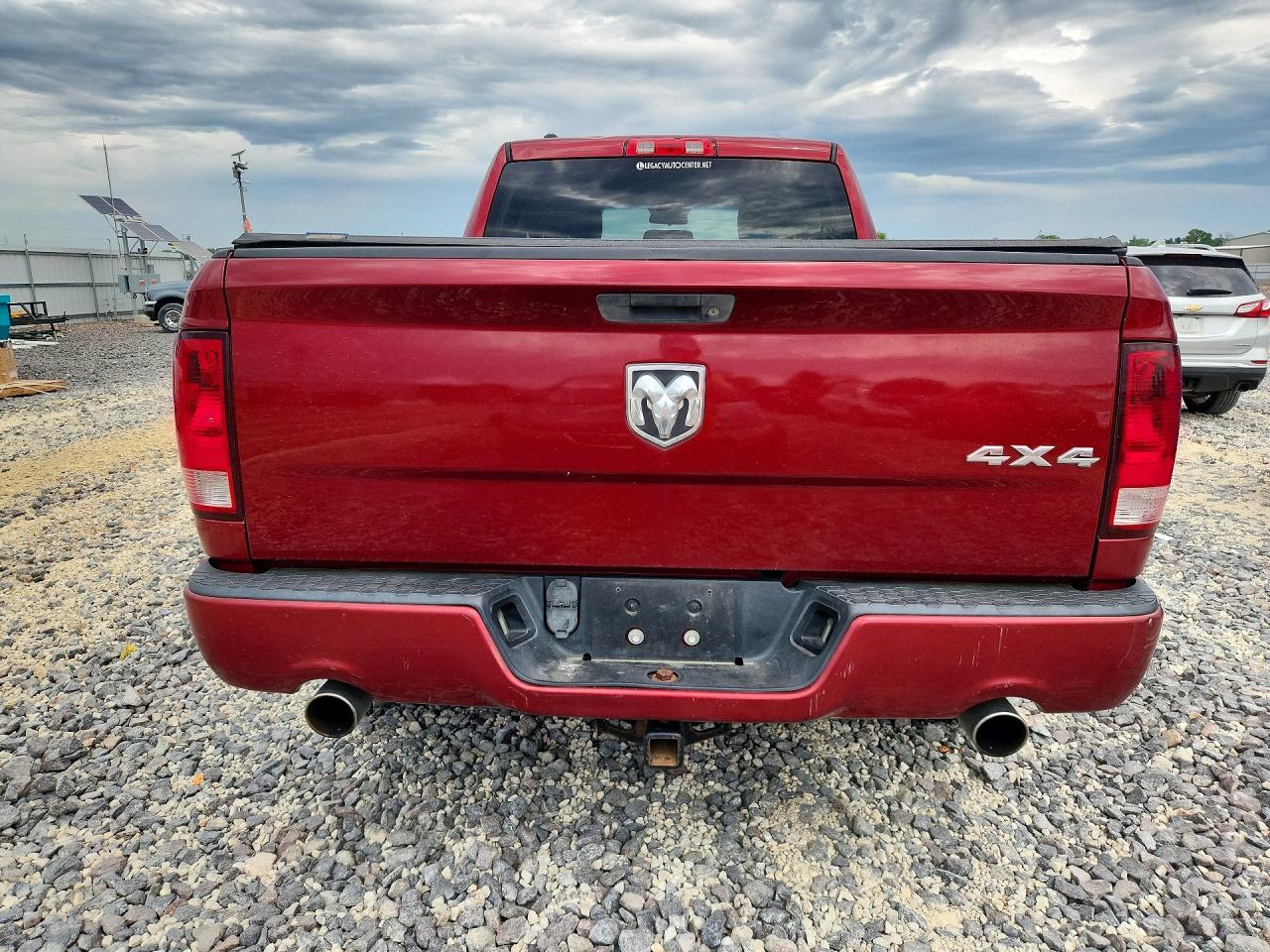 2013 Ram 1500 St Burgundy vin: 1C6RR7FT2DS676944