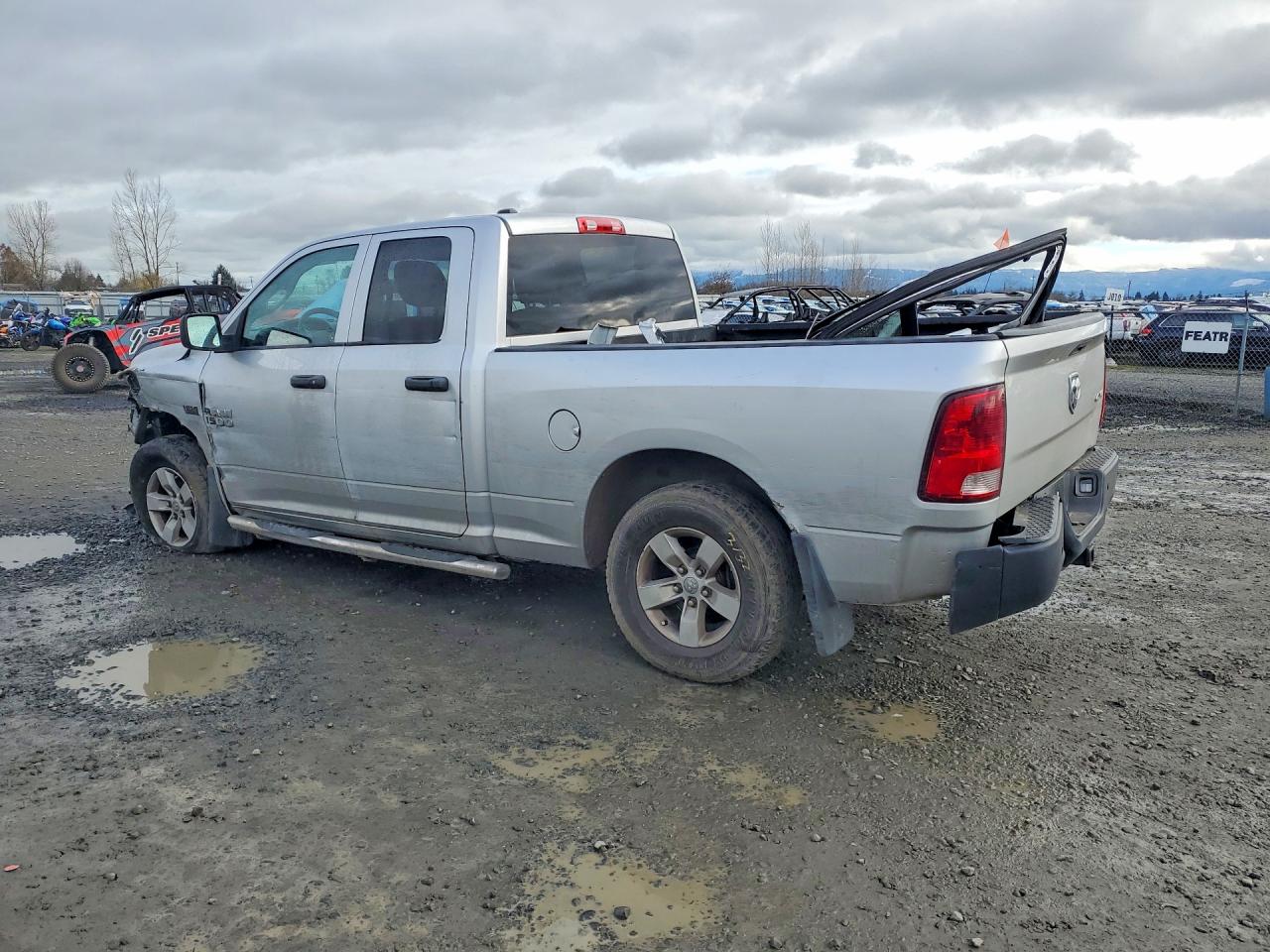 2013 Ram 1500 St Серебряный vin: 1C6RR7FT2DS709909
