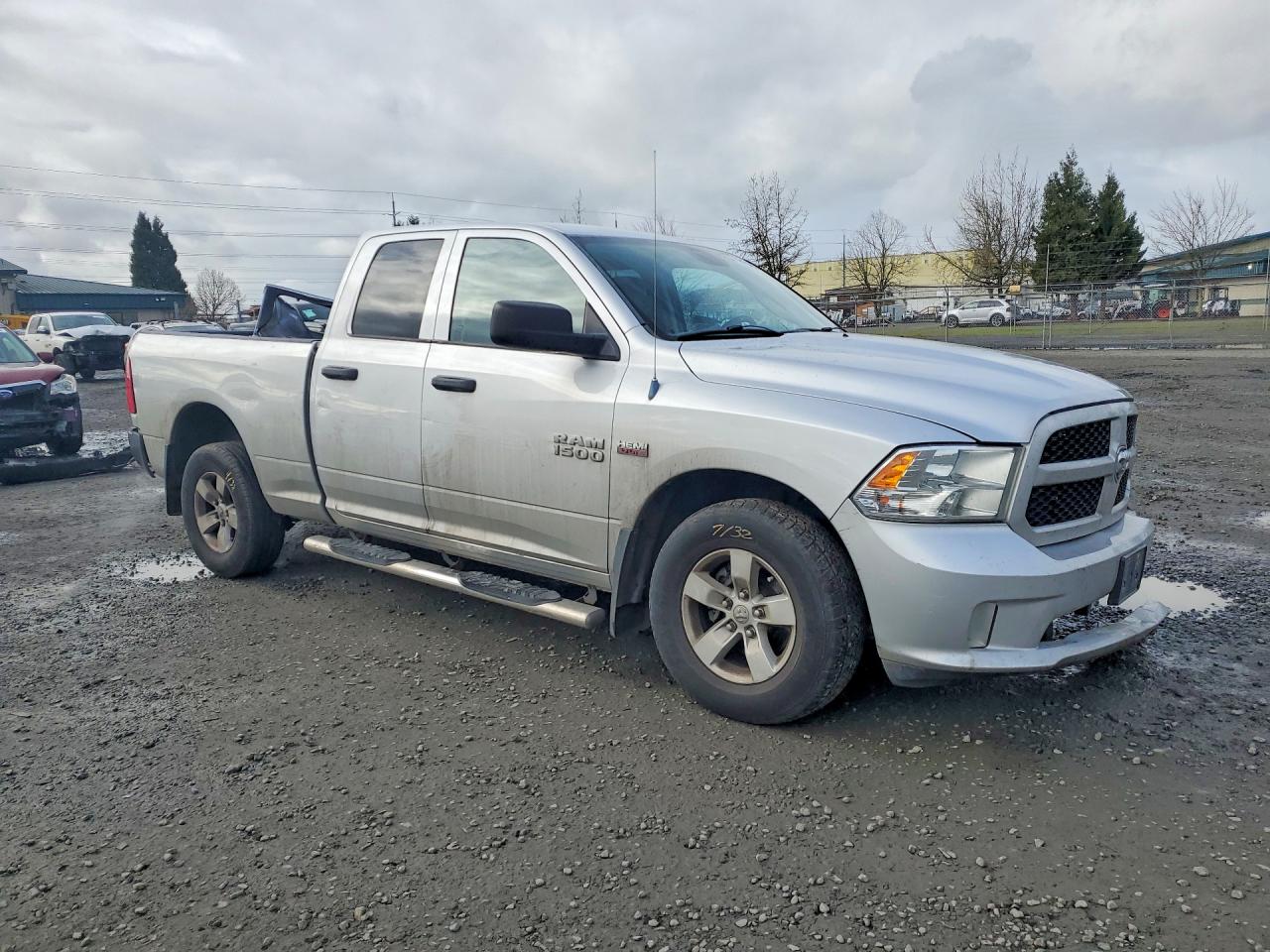 2013 Ram 1500 St Серебряный vin: 1C6RR7FT2DS709909